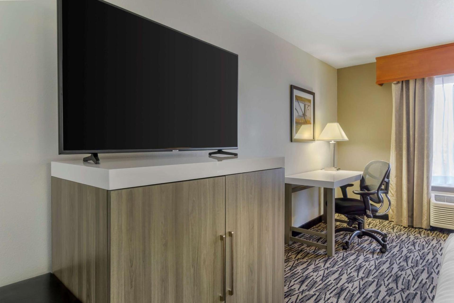 Best Western PLUS Mountain View Auburn Inn photo 58