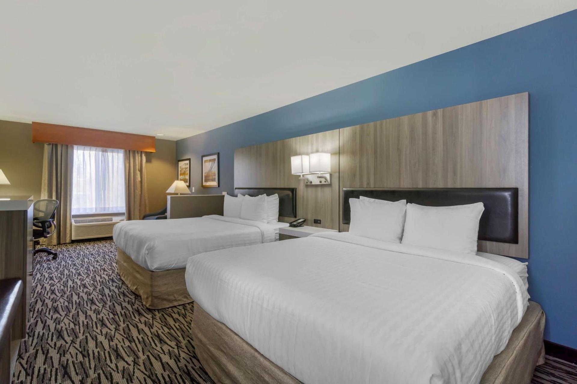 Best Western PLUS Mountain View Auburn Inn photo 57