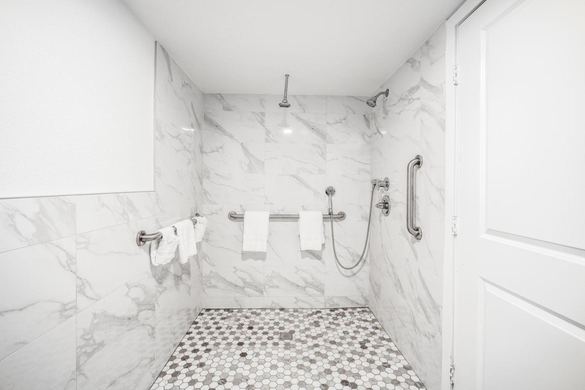 Aspire Inn Studios & Spas photo 9