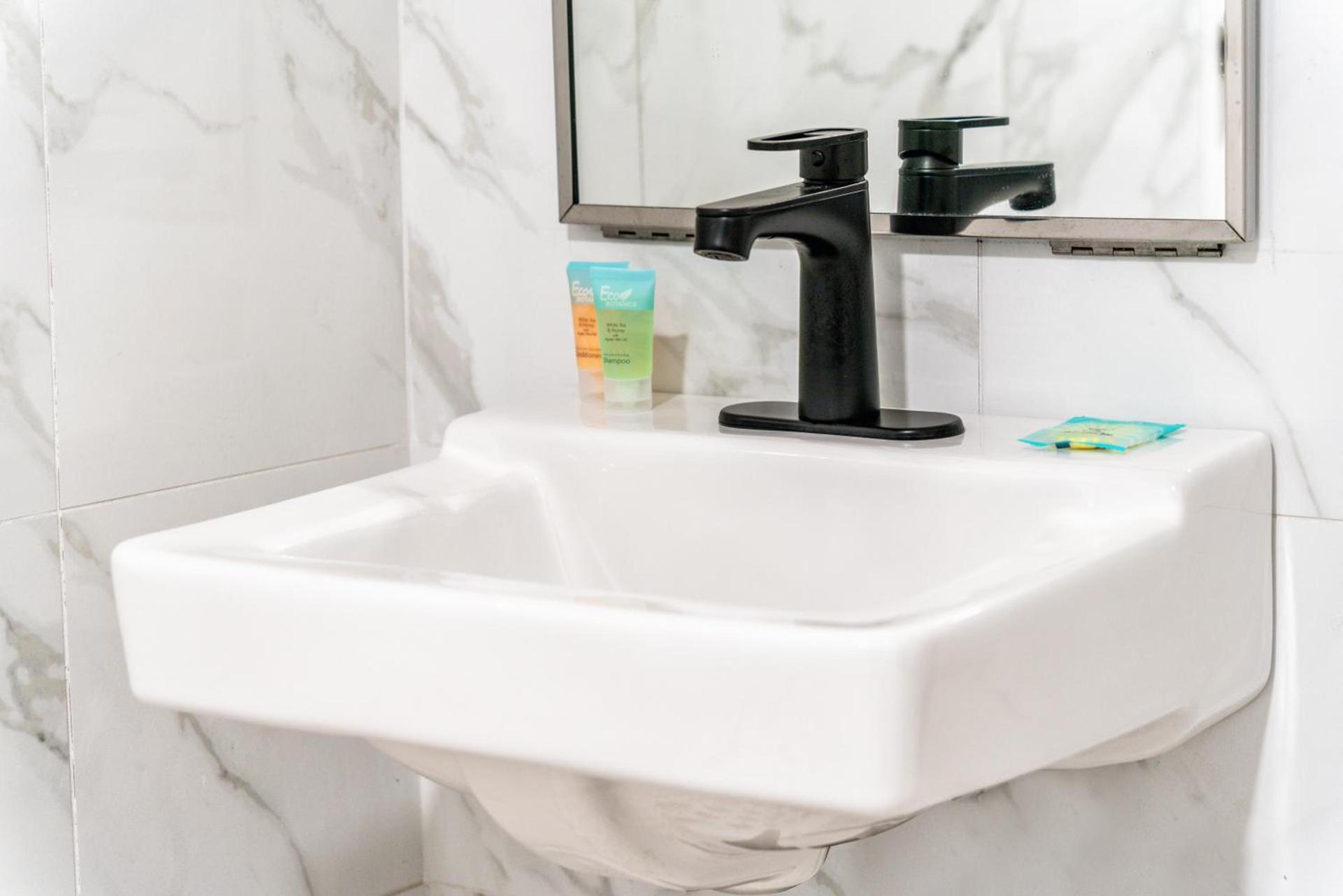 Aspire Inn Studios & Spas photo 13