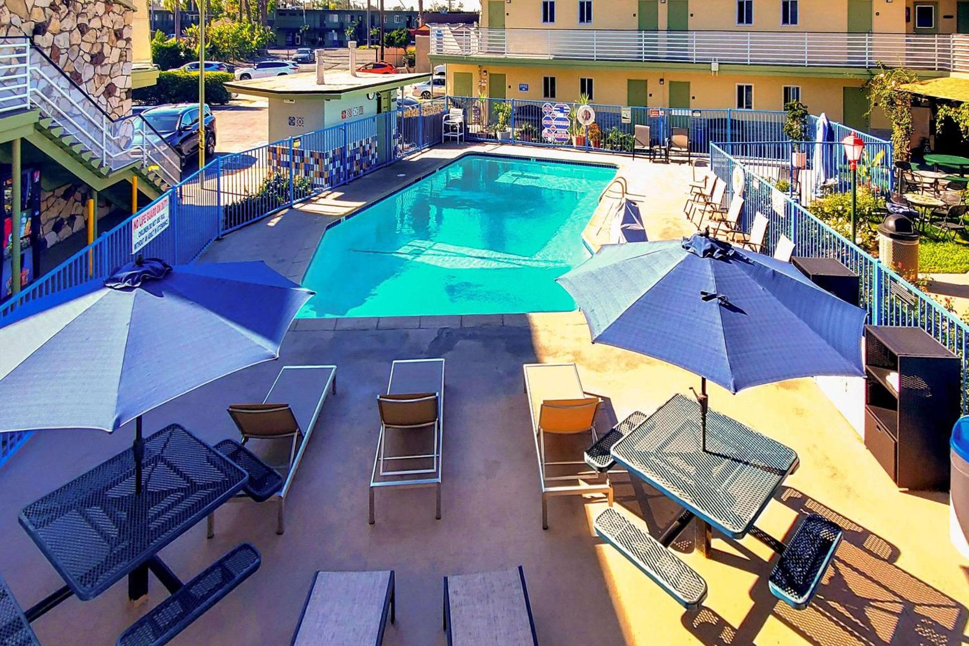 Quality Inn & Suites Anaheim at the Park photo 16