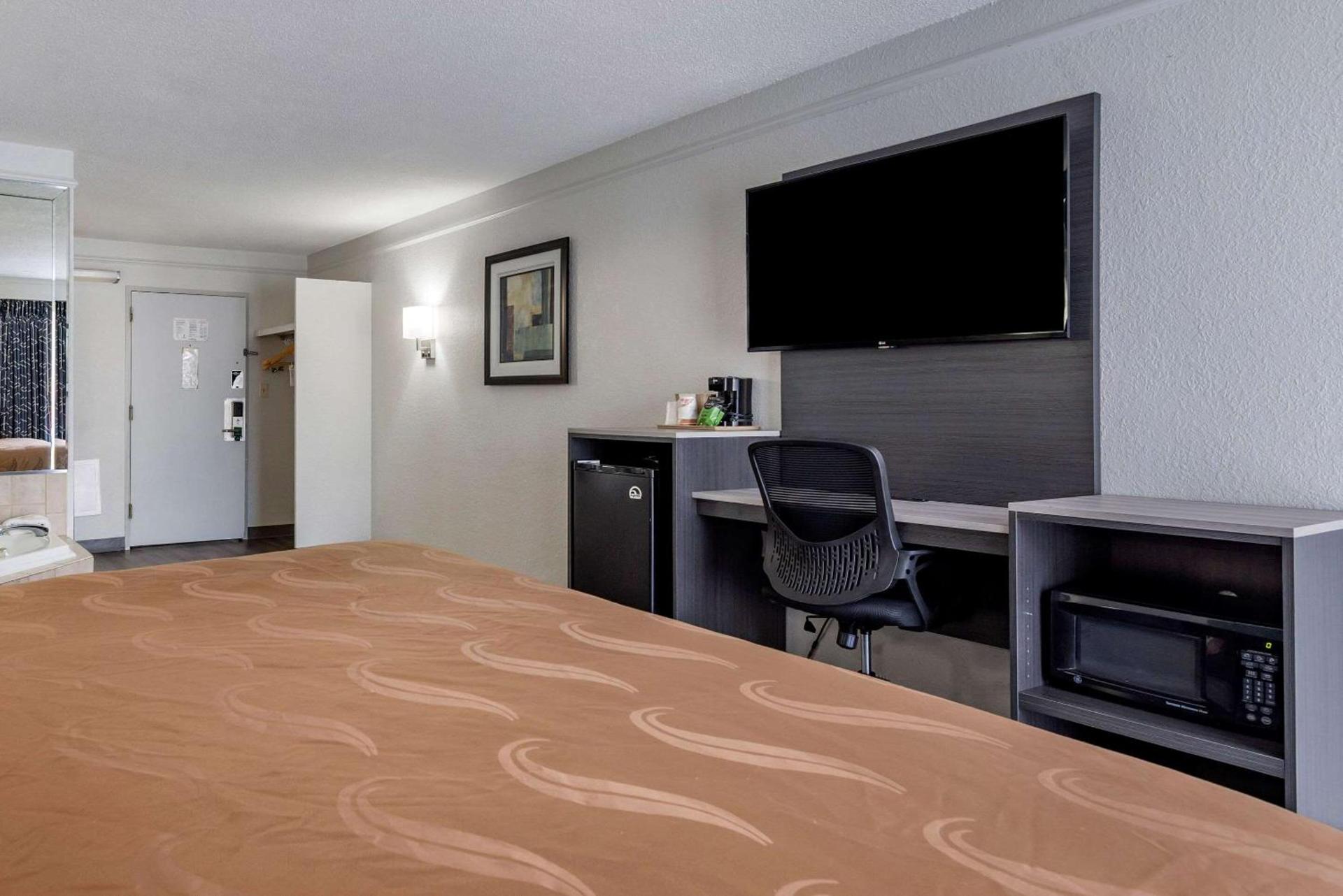 Quality Inn Rock Hill Northeast I-77 photo 17