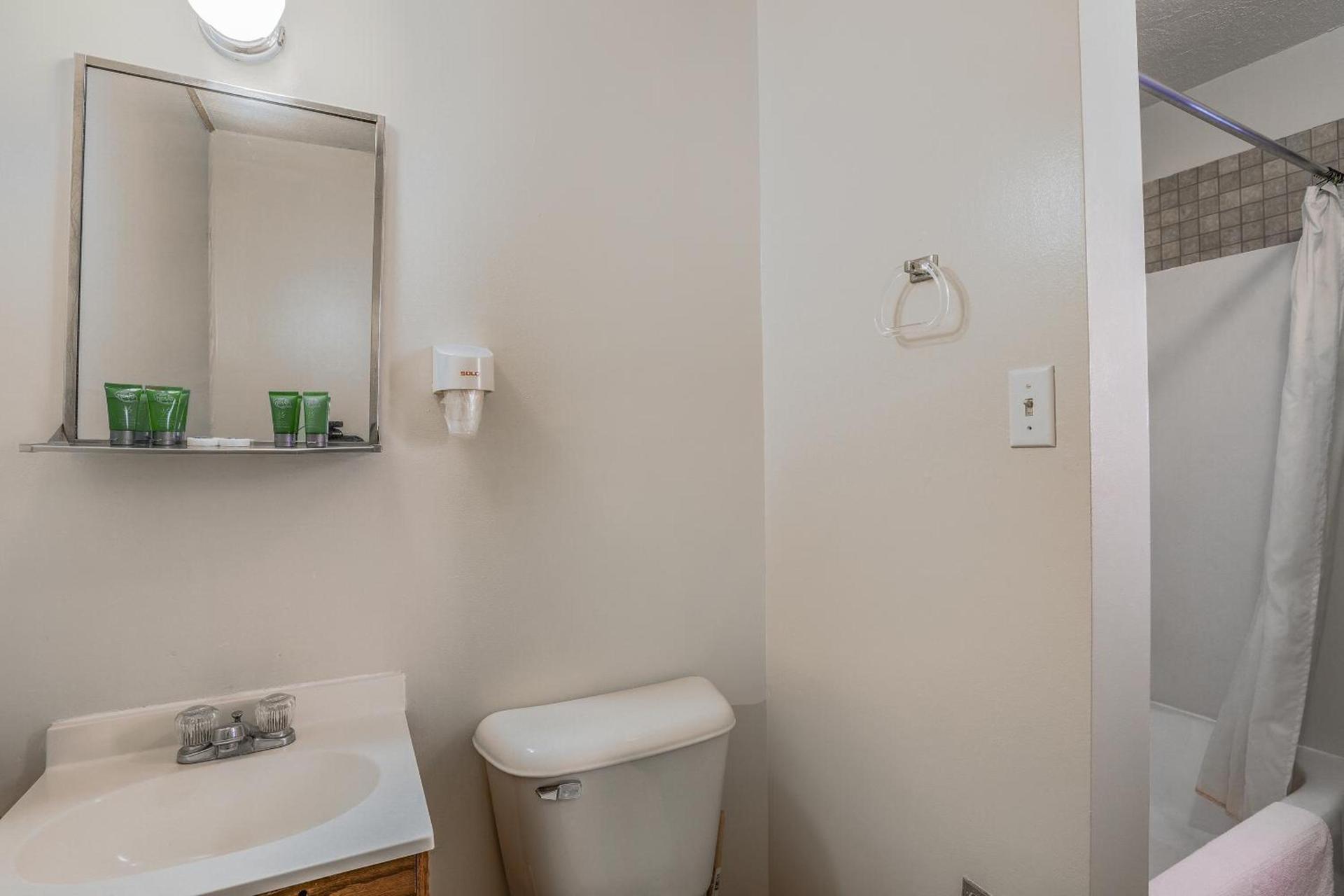 Silver Street Motel by OYO photo 22