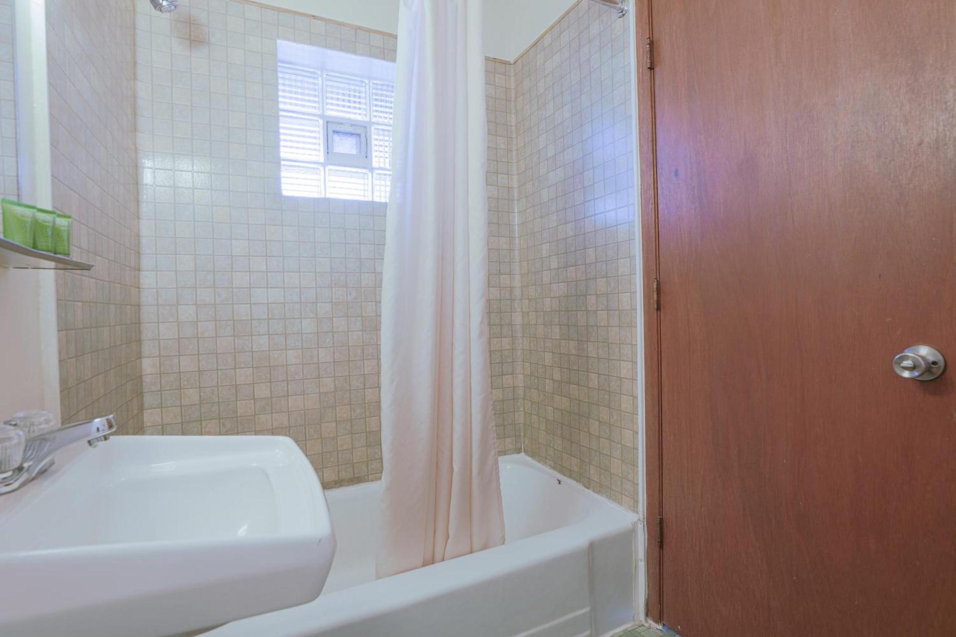 Silver Street Motel by OYO photo 30