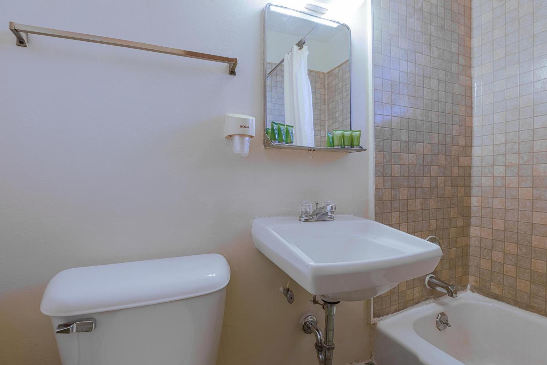 Silver Street Motel by OYO photo 24