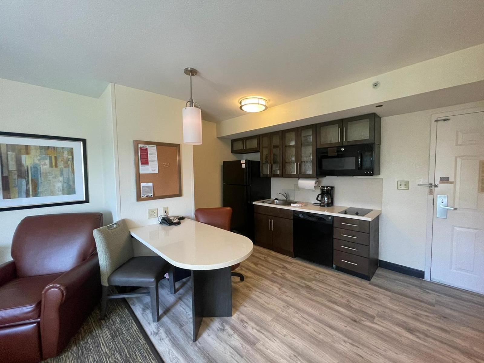 Candlewood Suites Secaucus by IHG photo 3