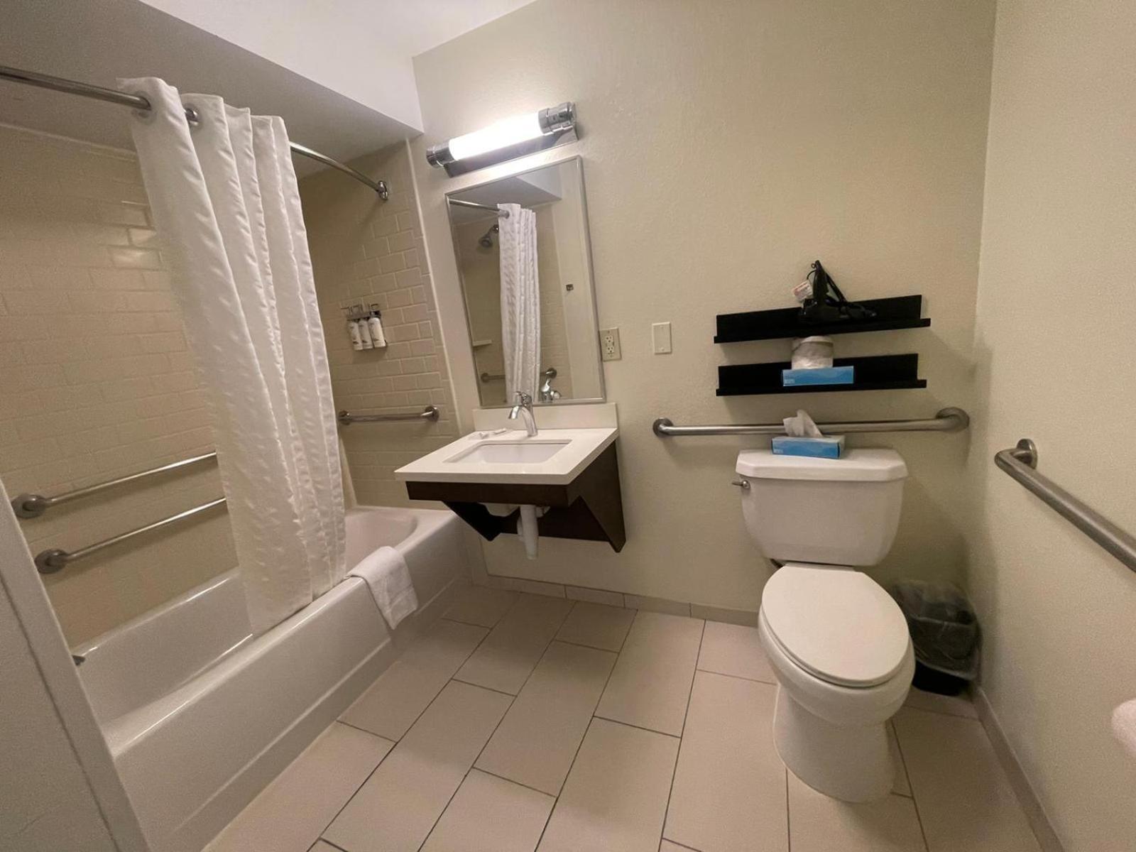 Candlewood Suites Secaucus by IHG photo 4