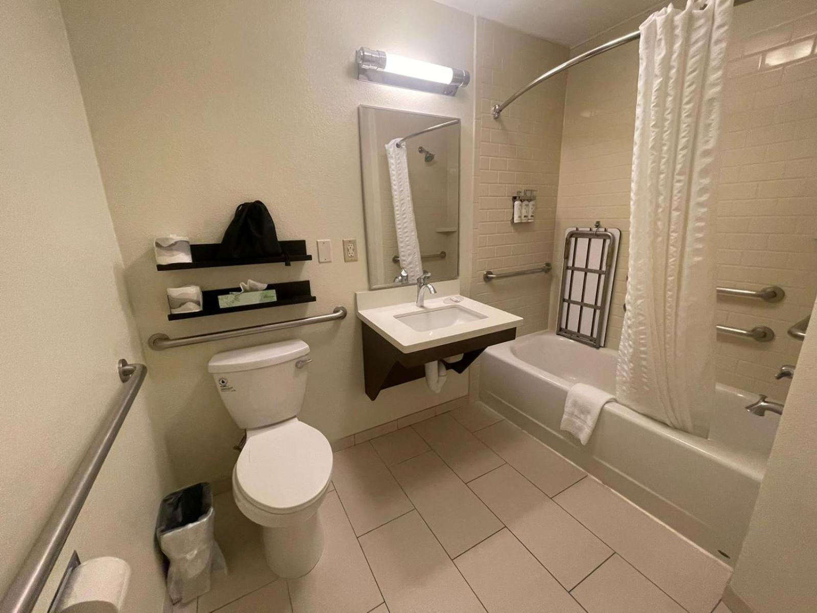 Candlewood Suites Secaucus by IHG photo 5