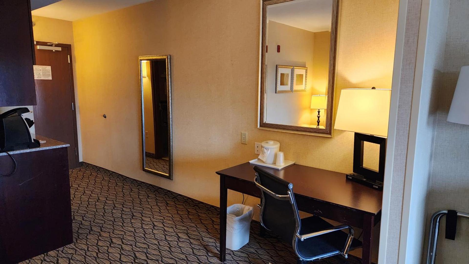 Wingate by Wyndham Kittanning photo 42