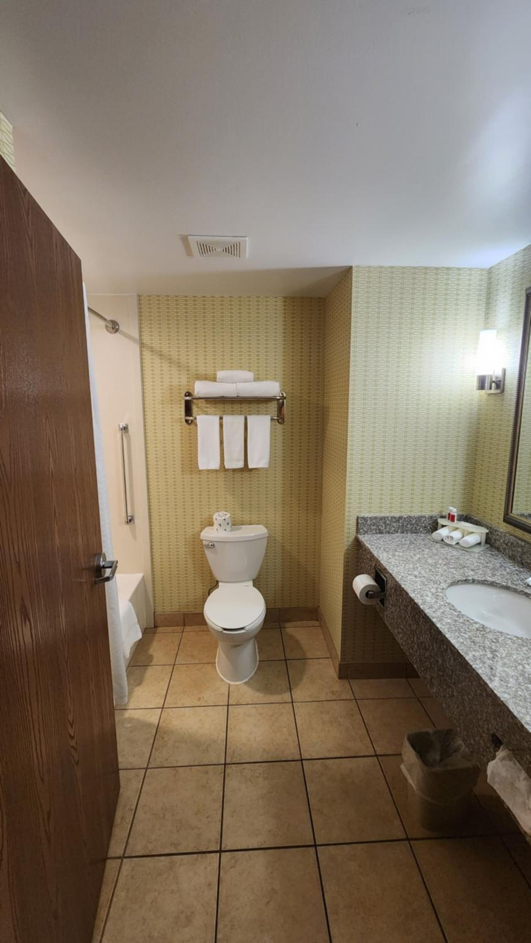 Wingate by Wyndham Kittanning photo 37