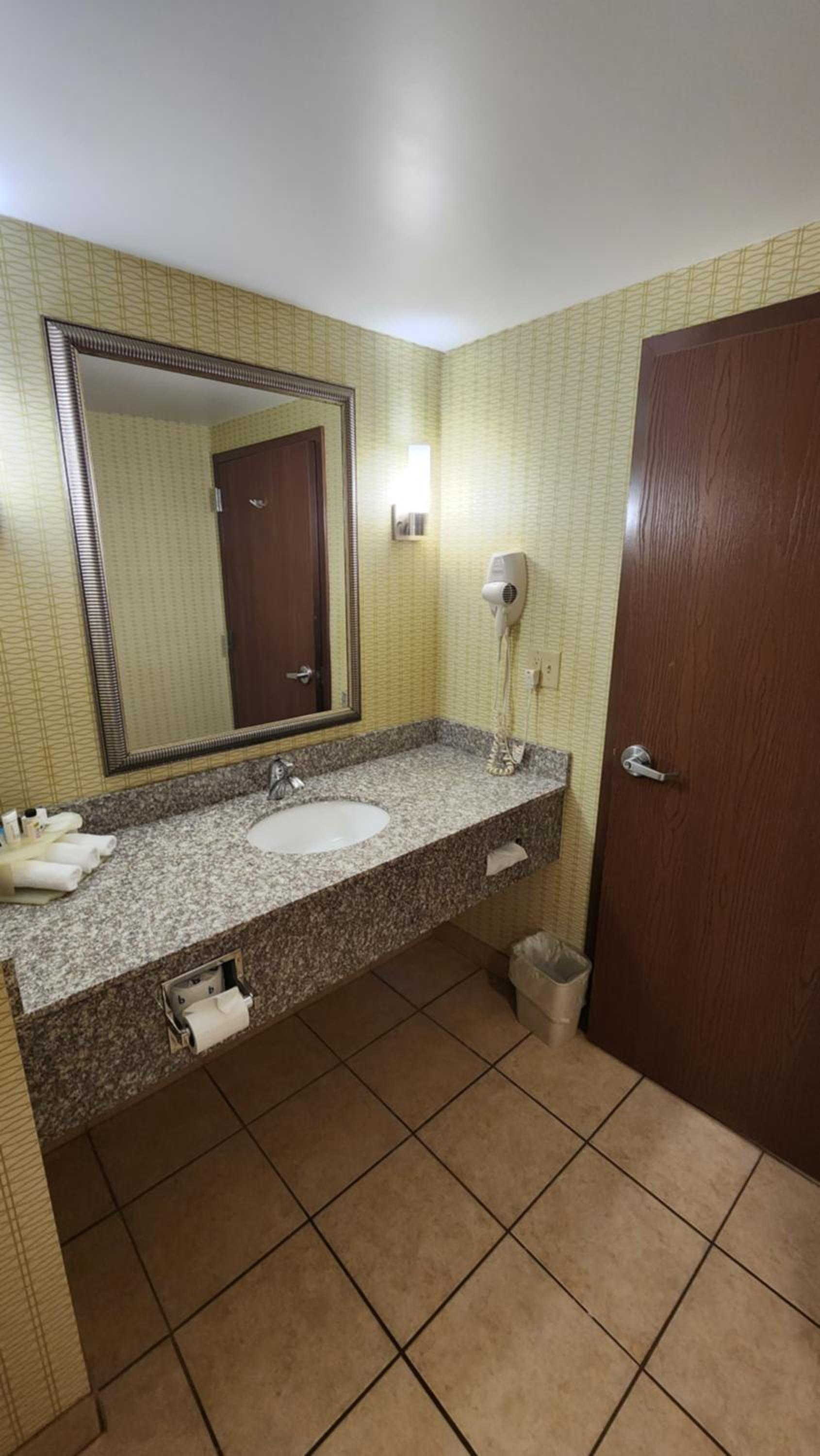 Wingate by Wyndham Kittanning photo 32