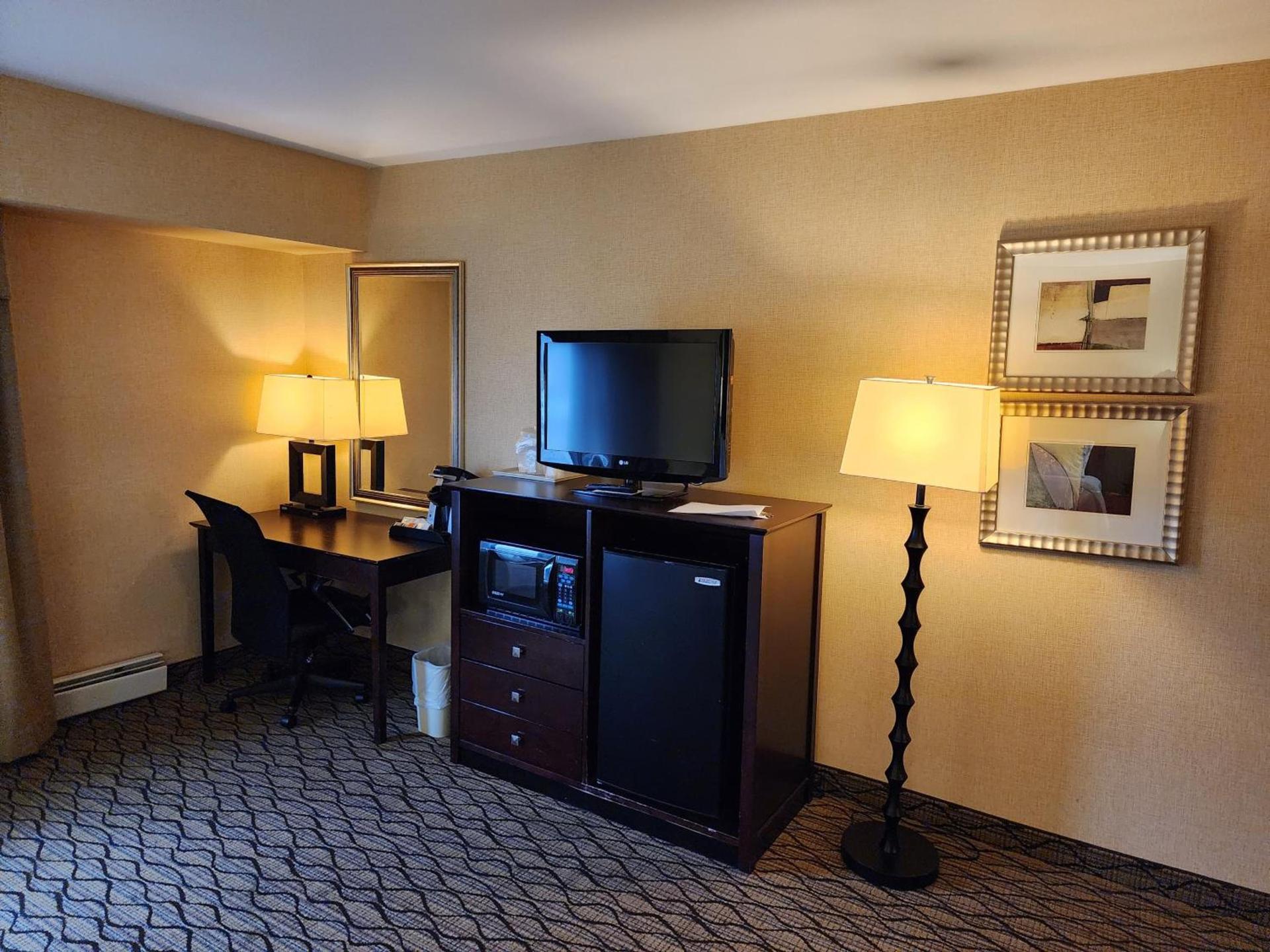 Wingate by Wyndham Kittanning photo 15