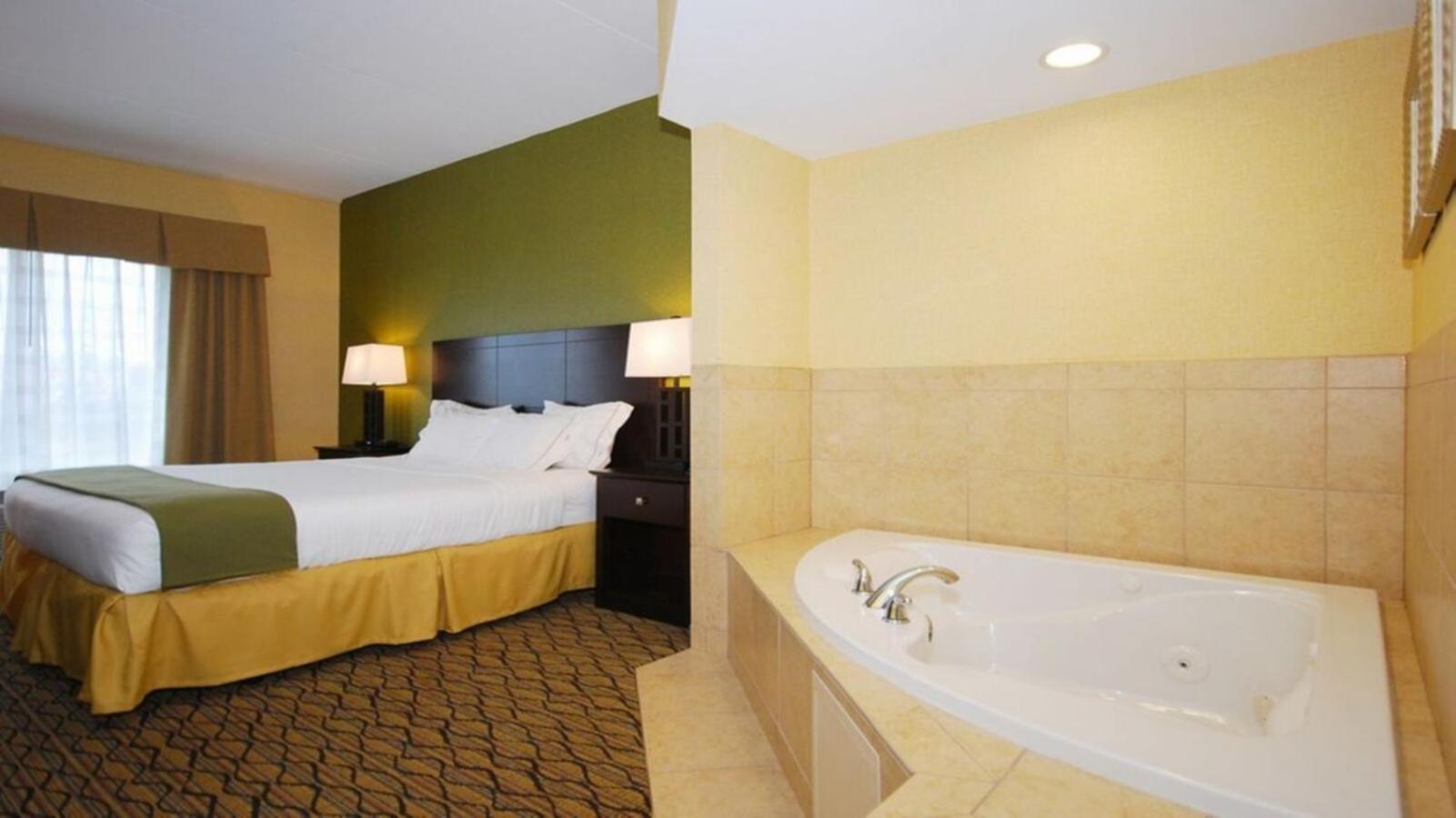 Wingate by Wyndham Kittanning photo 34