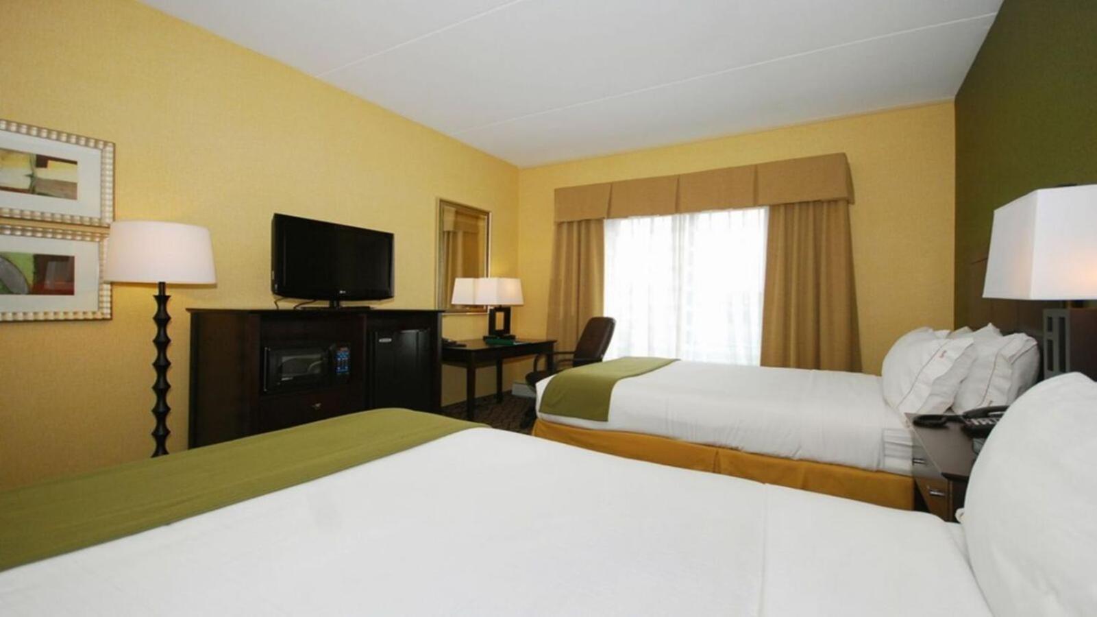 Wingate by Wyndham Kittanning photo 24