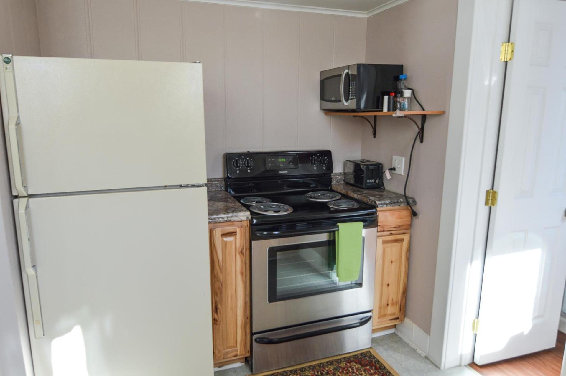 Brown & Hawkins Historical Apartments photo 39