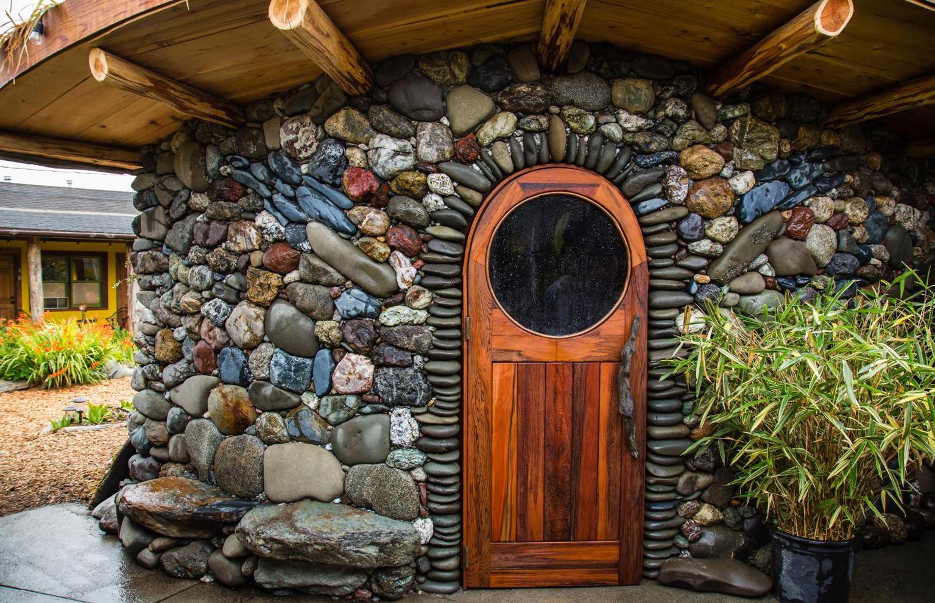 The Front Porch Hidden Oasis photo 41
