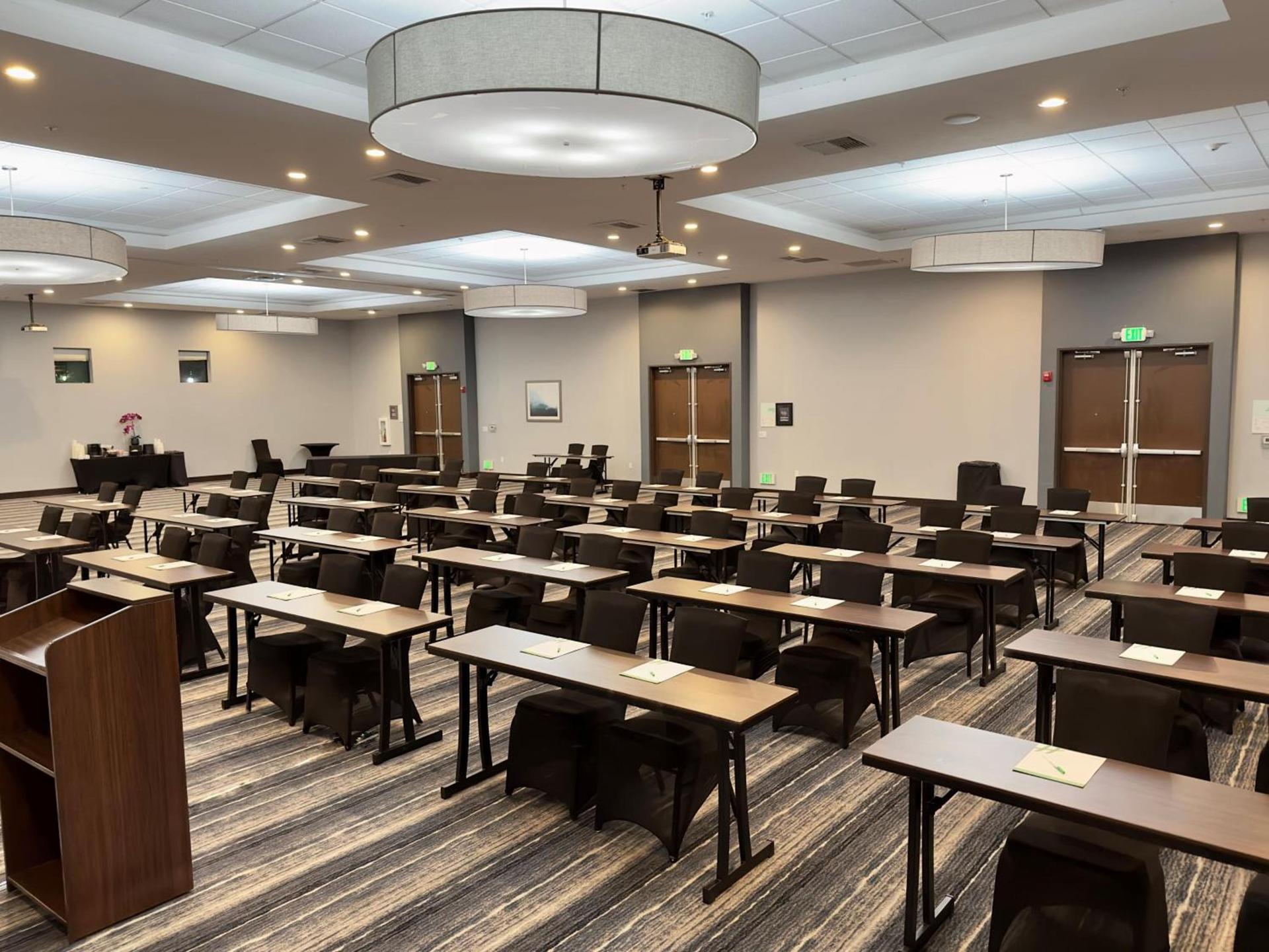 Holiday Inn Carlsbad/San Diego by IHG photo 30