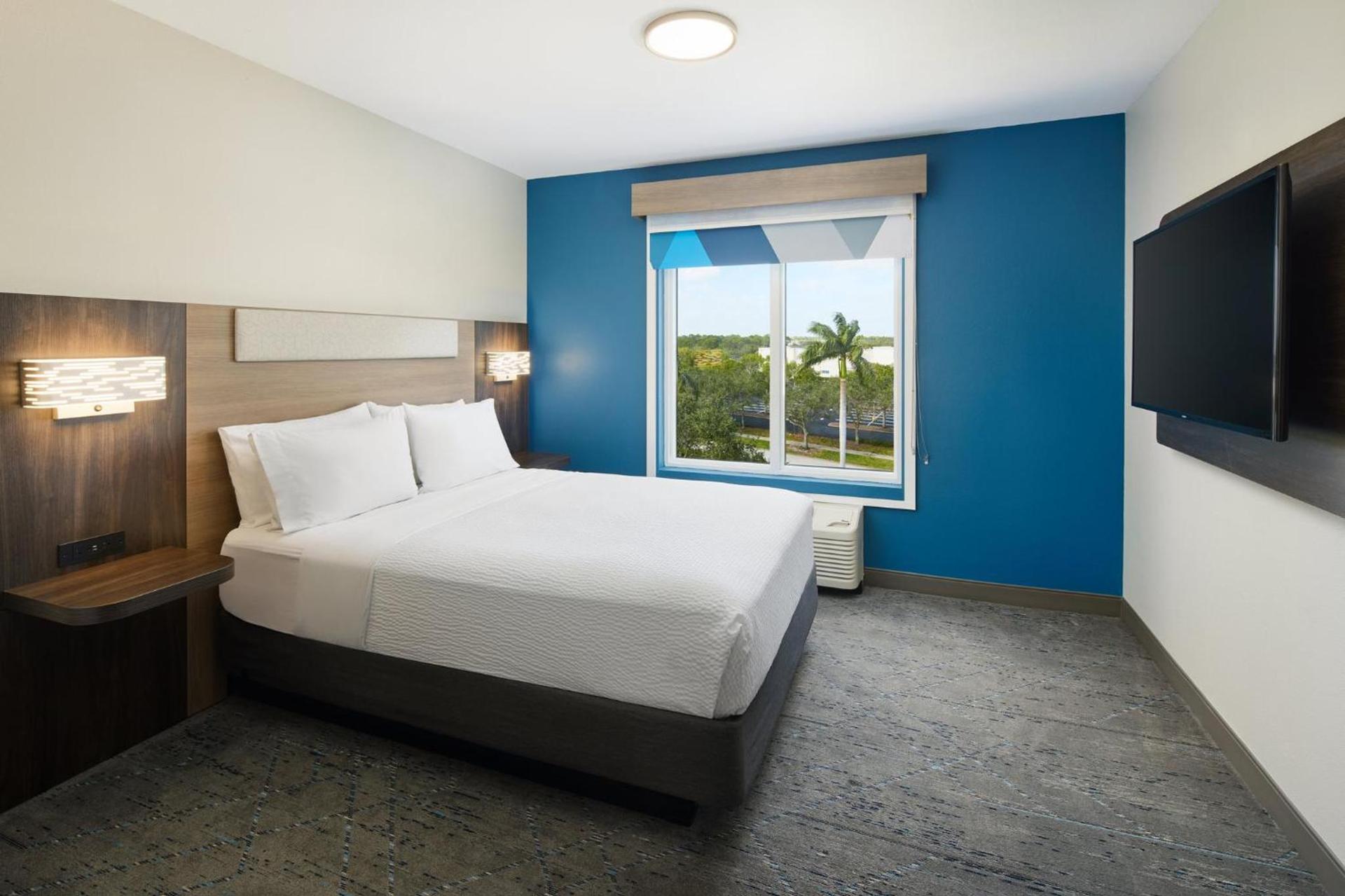 Holiday Inn Express Hotel & Suites Port St. Lucie West by IHG photo 56