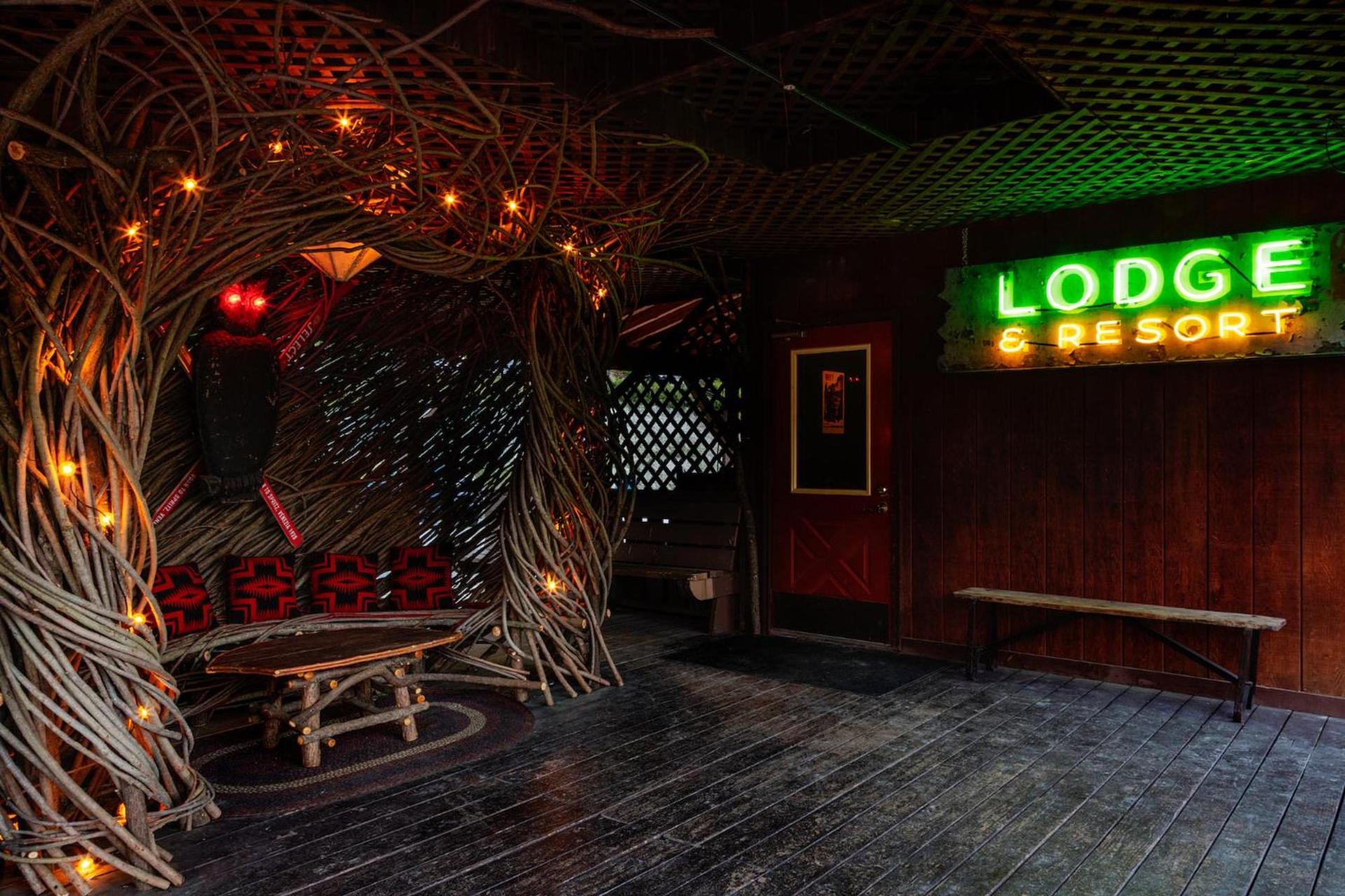 Urban Cowboy Lodge photo 30