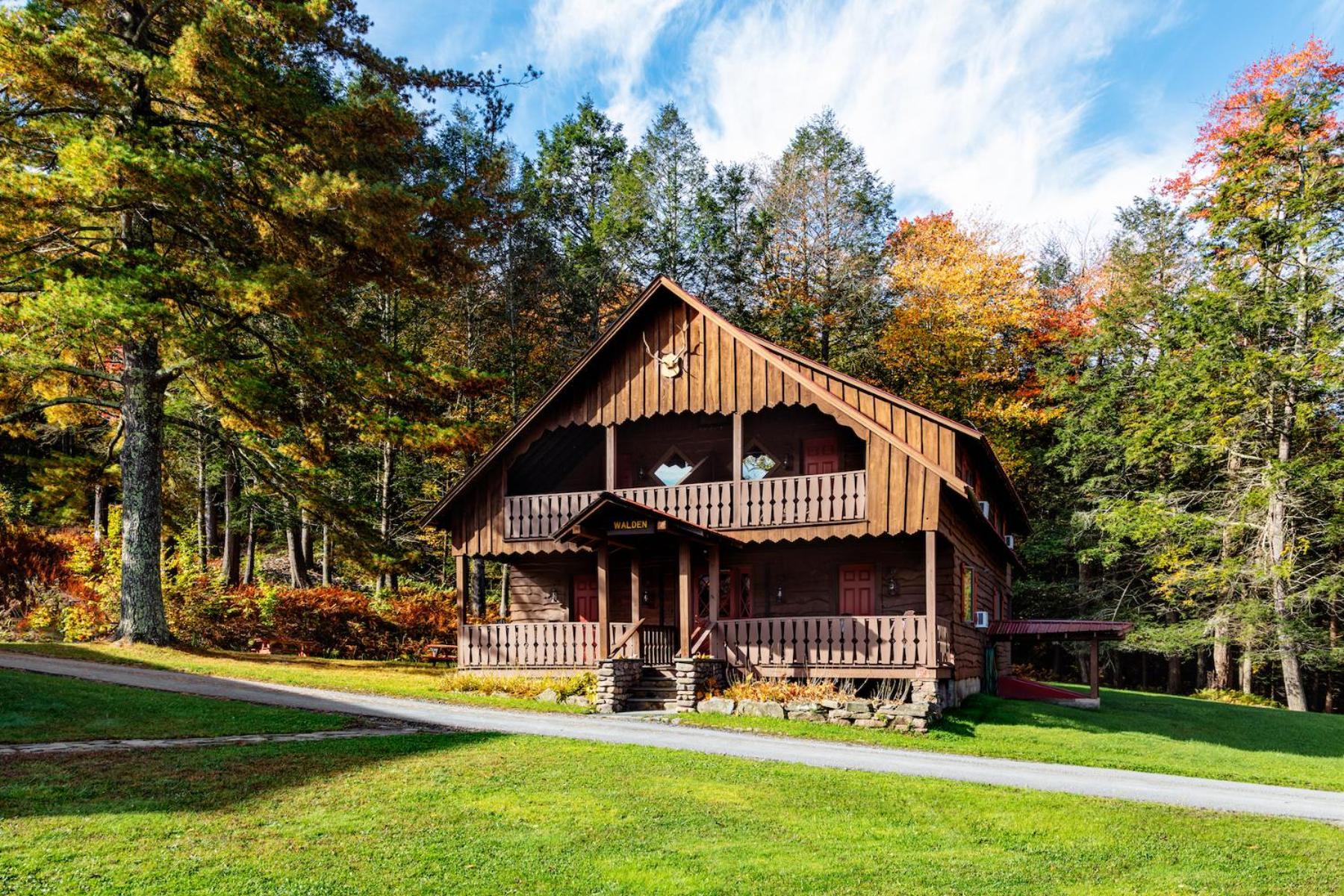 Urban Cowboy Lodge photo 1