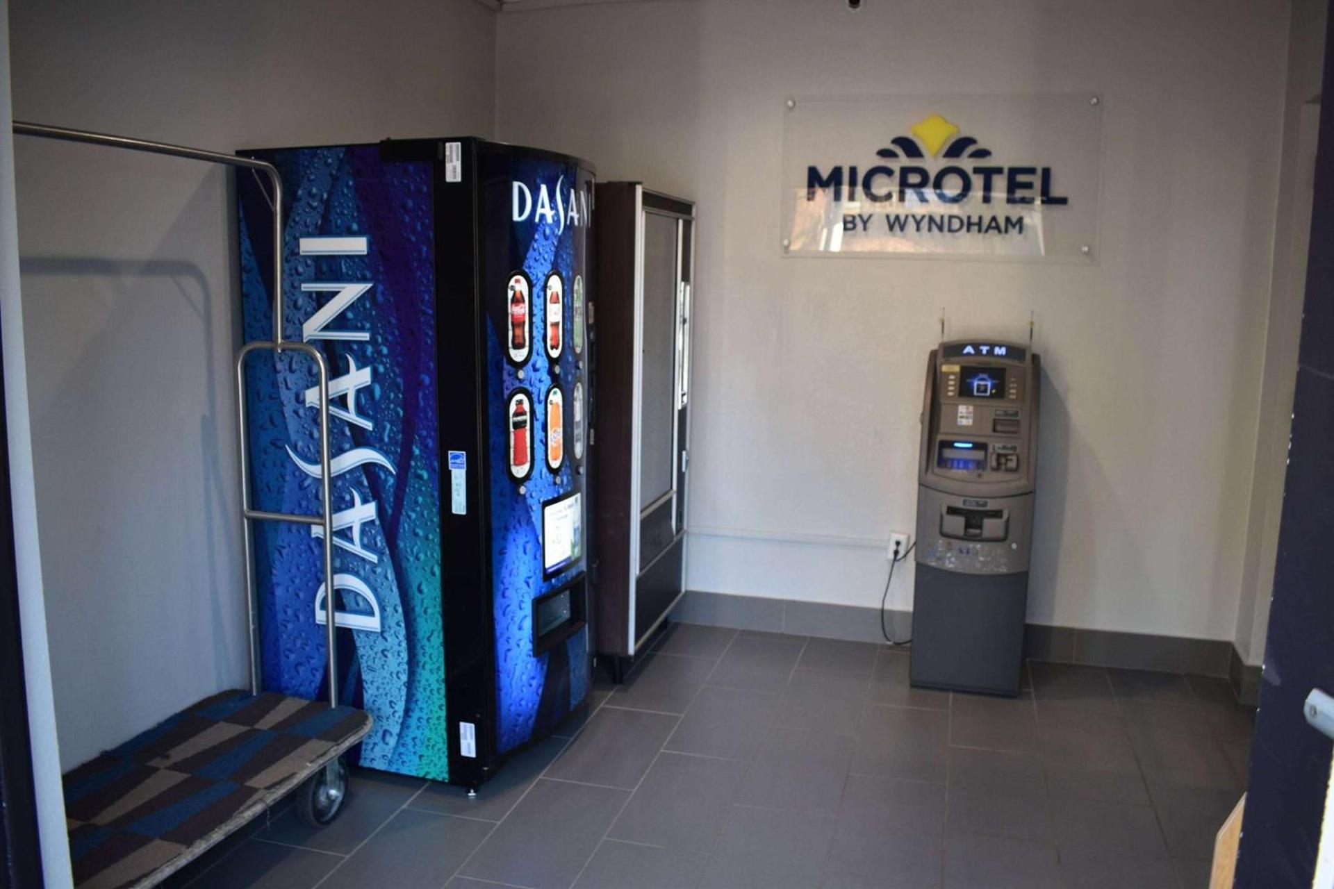 Microtel Inn & Suites by Wyndham Stockbridge/Atlanta I-75 photo 27
