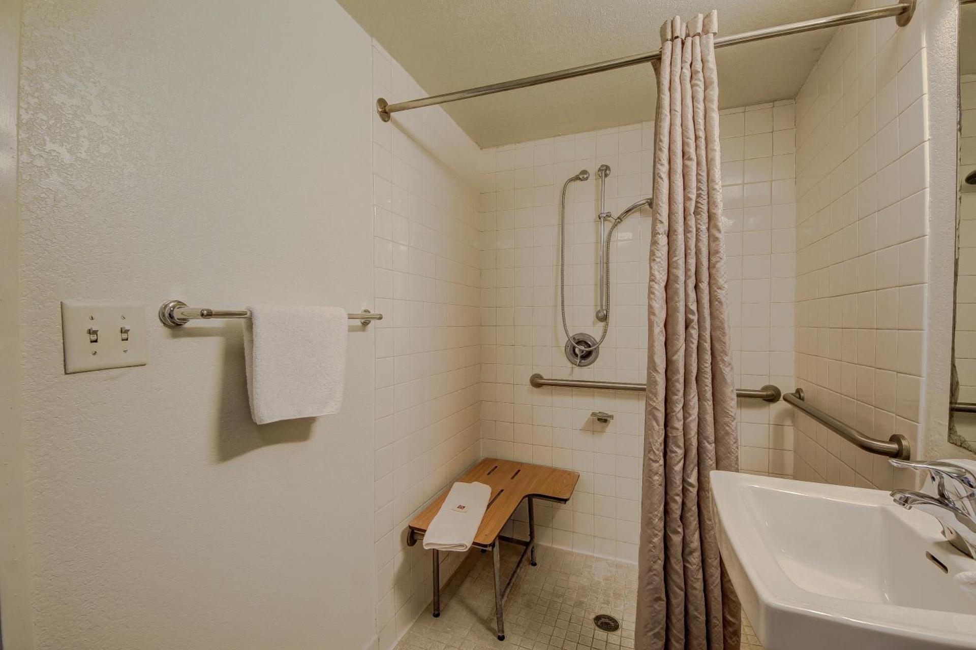 Motel 6-San Antonio, TX - Fort Sam Houston photo 21