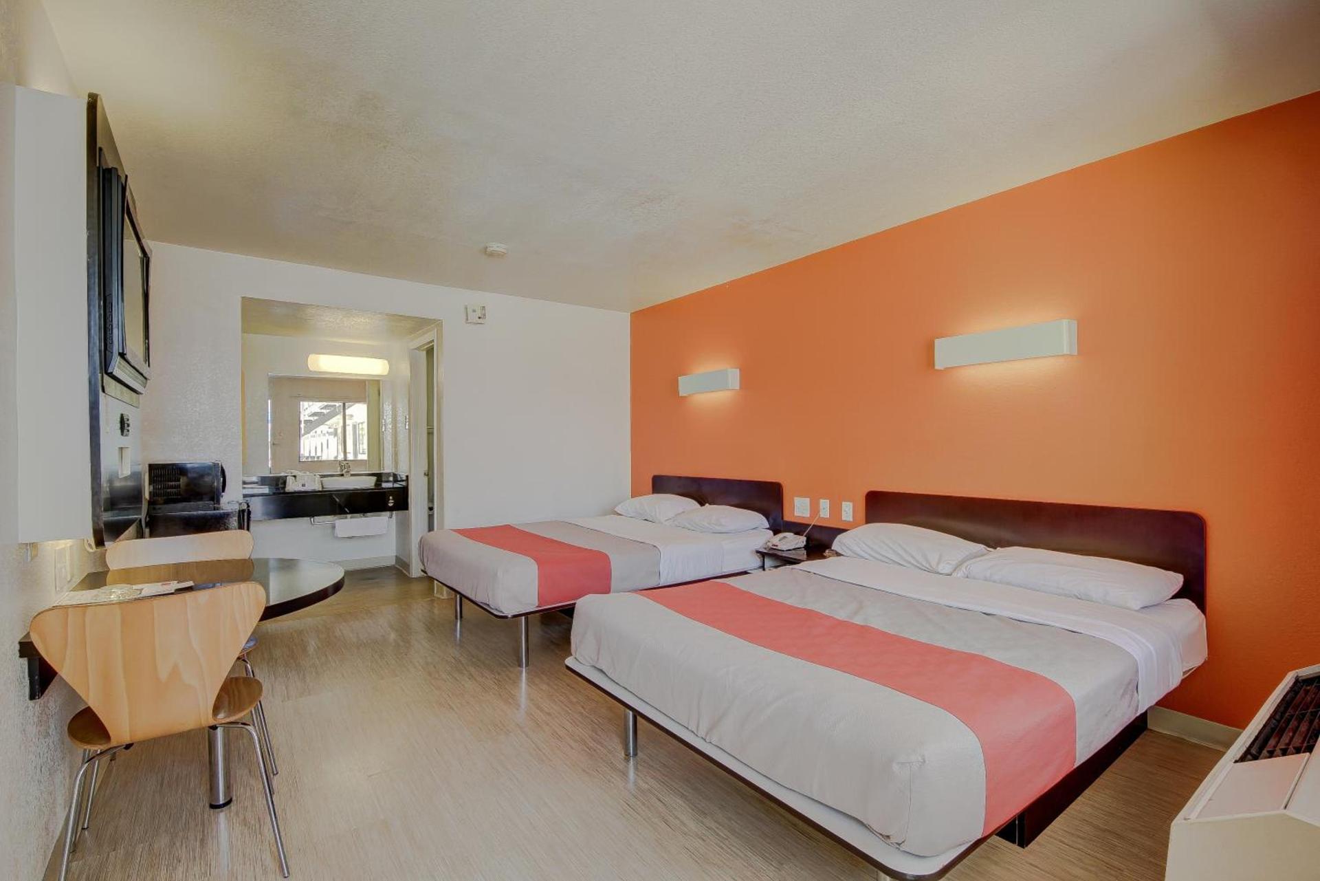 Motel 6-San Antonio, TX - Fort Sam Houston photo 28
