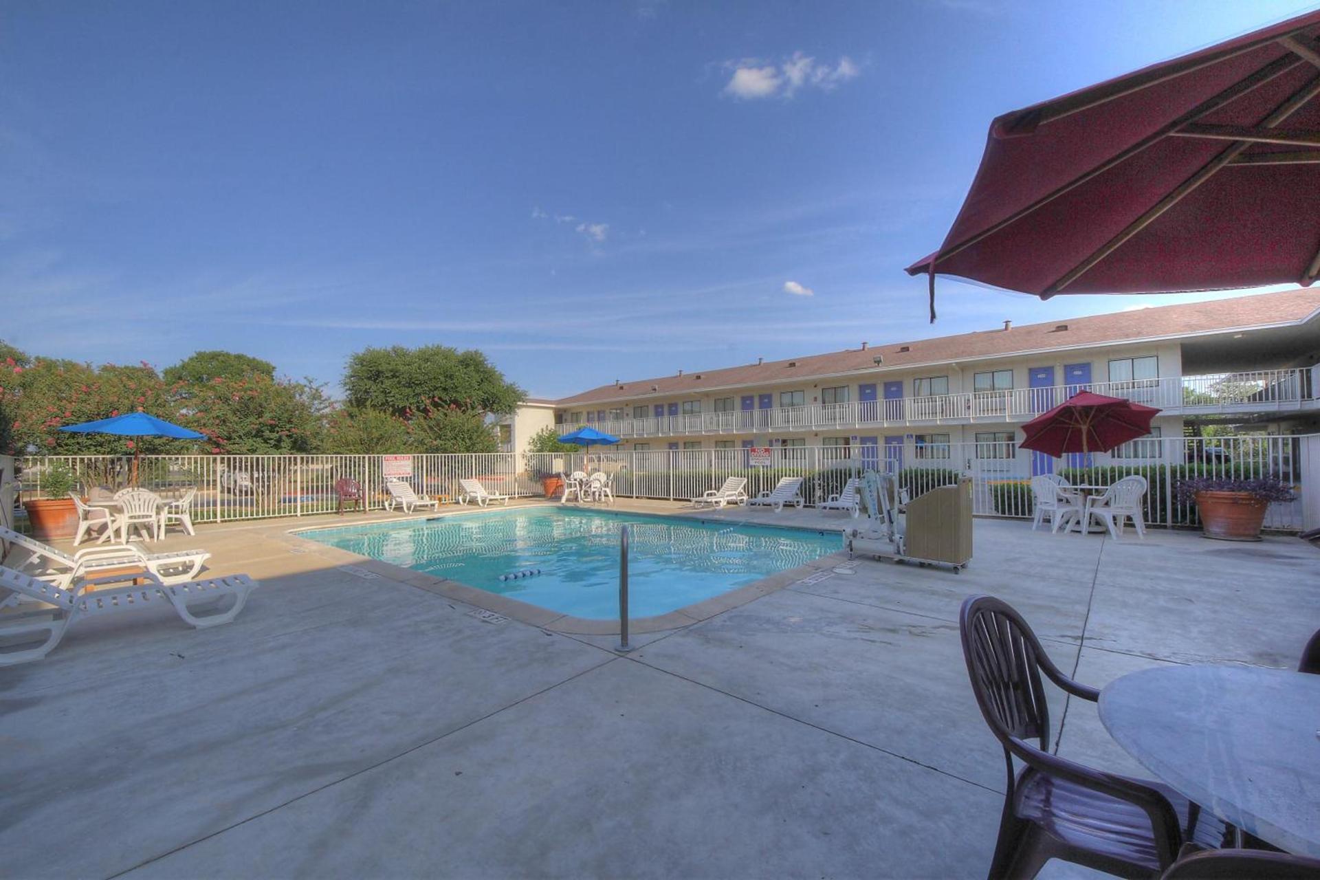 Motel 6 San Antonio, Tx Six Flags Fiesta TX - La Cantera Area photo 11