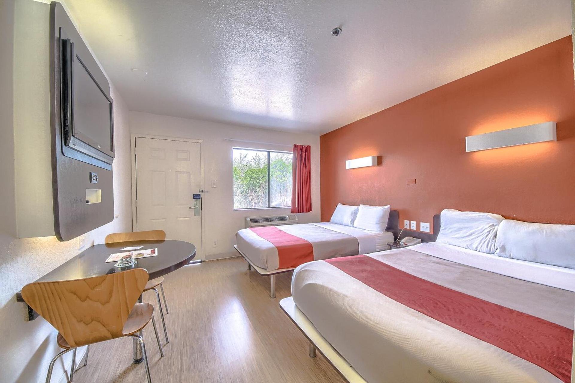Motel 6 San Antonio, Tx Six Flags Fiesta TX - La Cantera Area photo 4