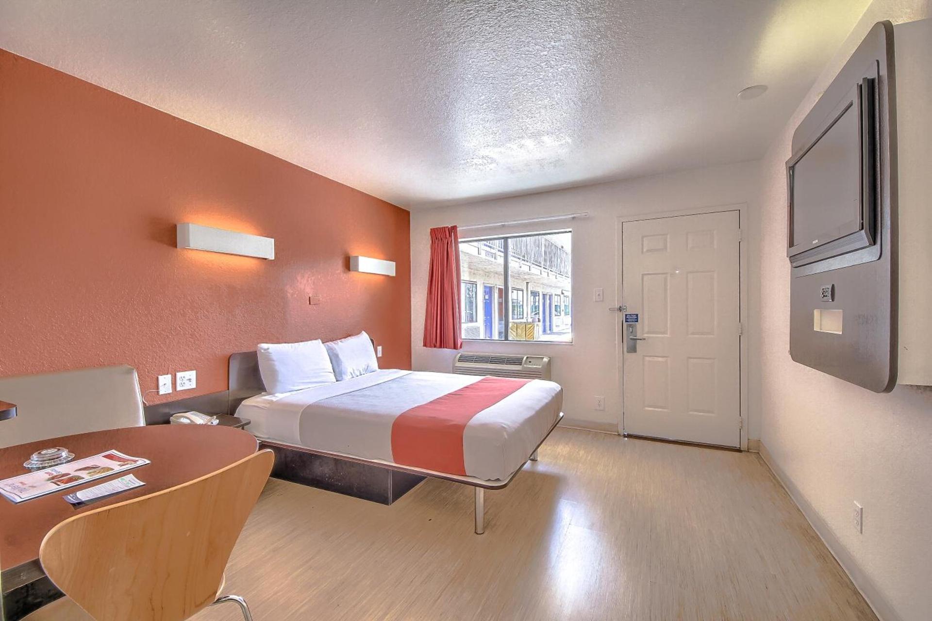 Motel 6 San Antonio, Tx Six Flags Fiesta TX - La Cantera Area photo 23