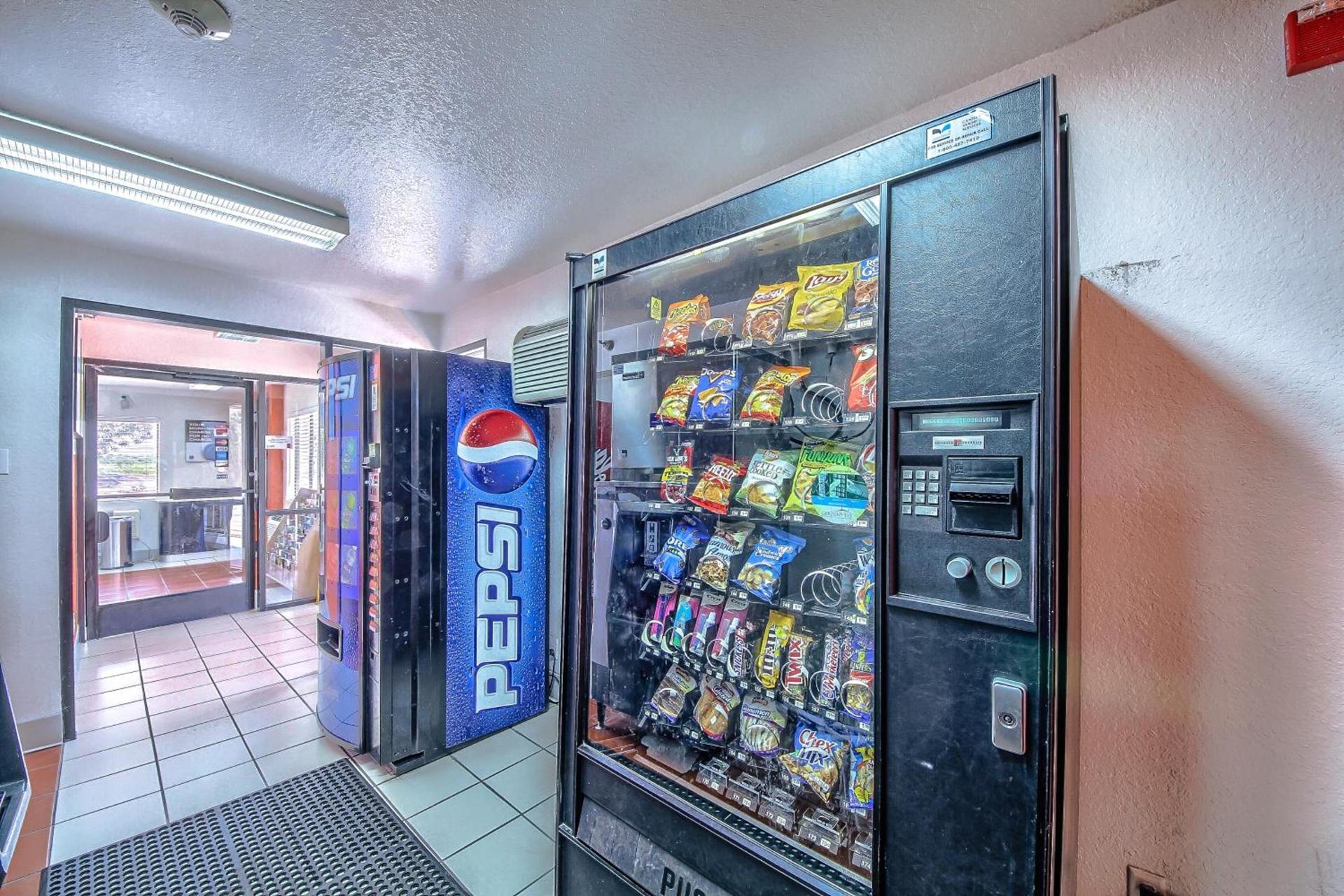 Motel 6 San Antonio, Tx Six Flags Fiesta TX - La Cantera Area photo 24