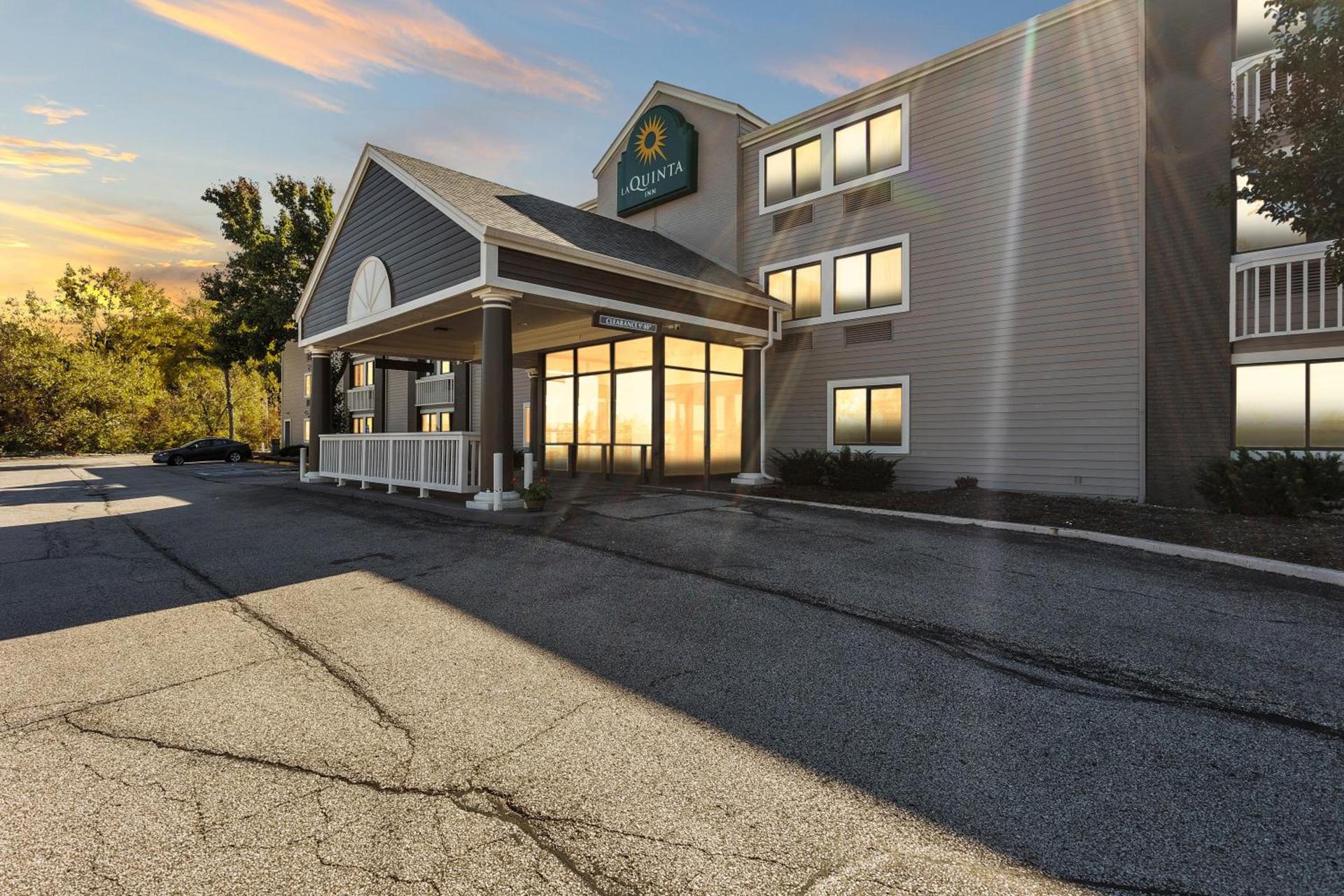 La Quinta Inn by Wyndham Cleveland Independence photo 10