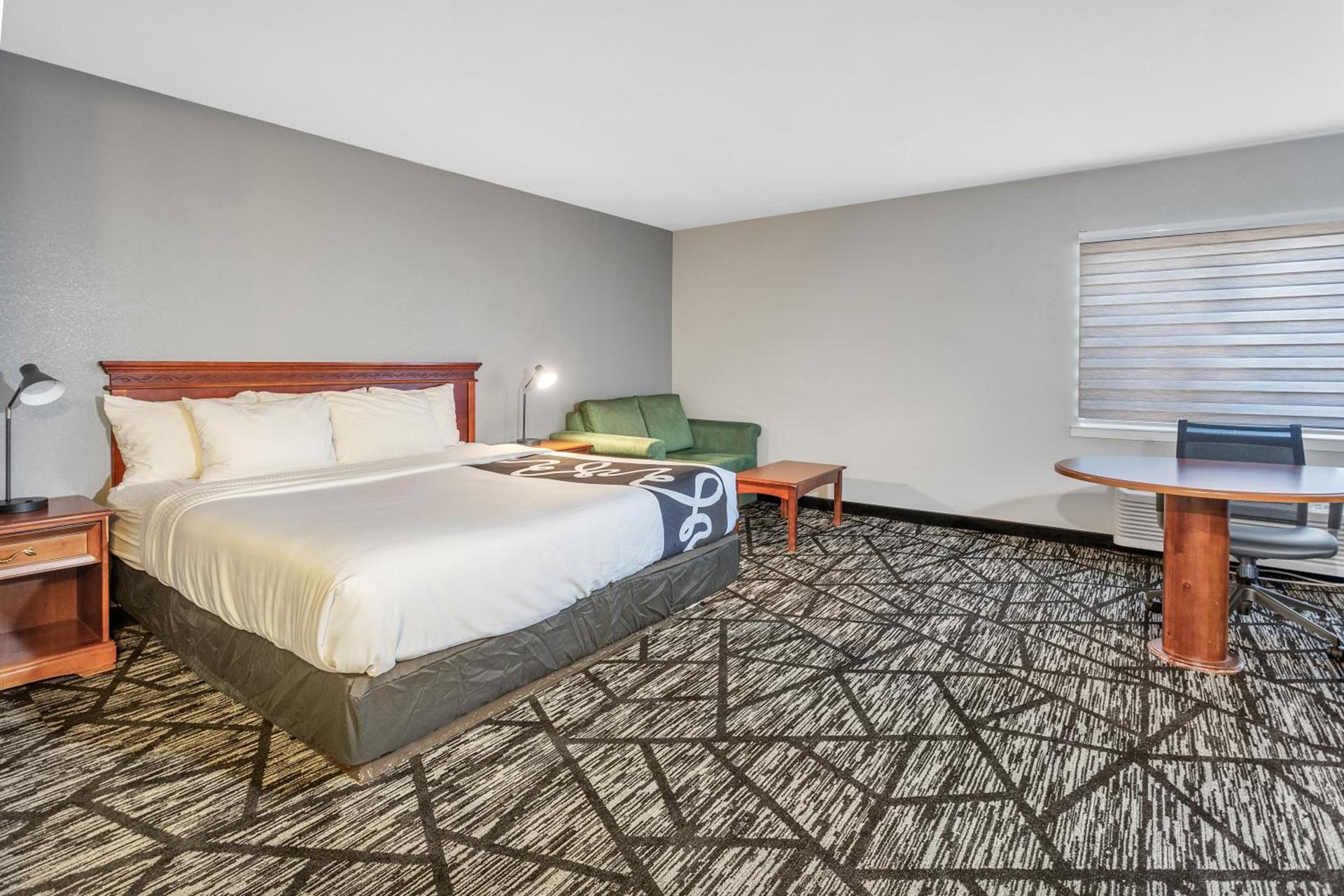 La Quinta Inn by Wyndham Cleveland Independence photo 32