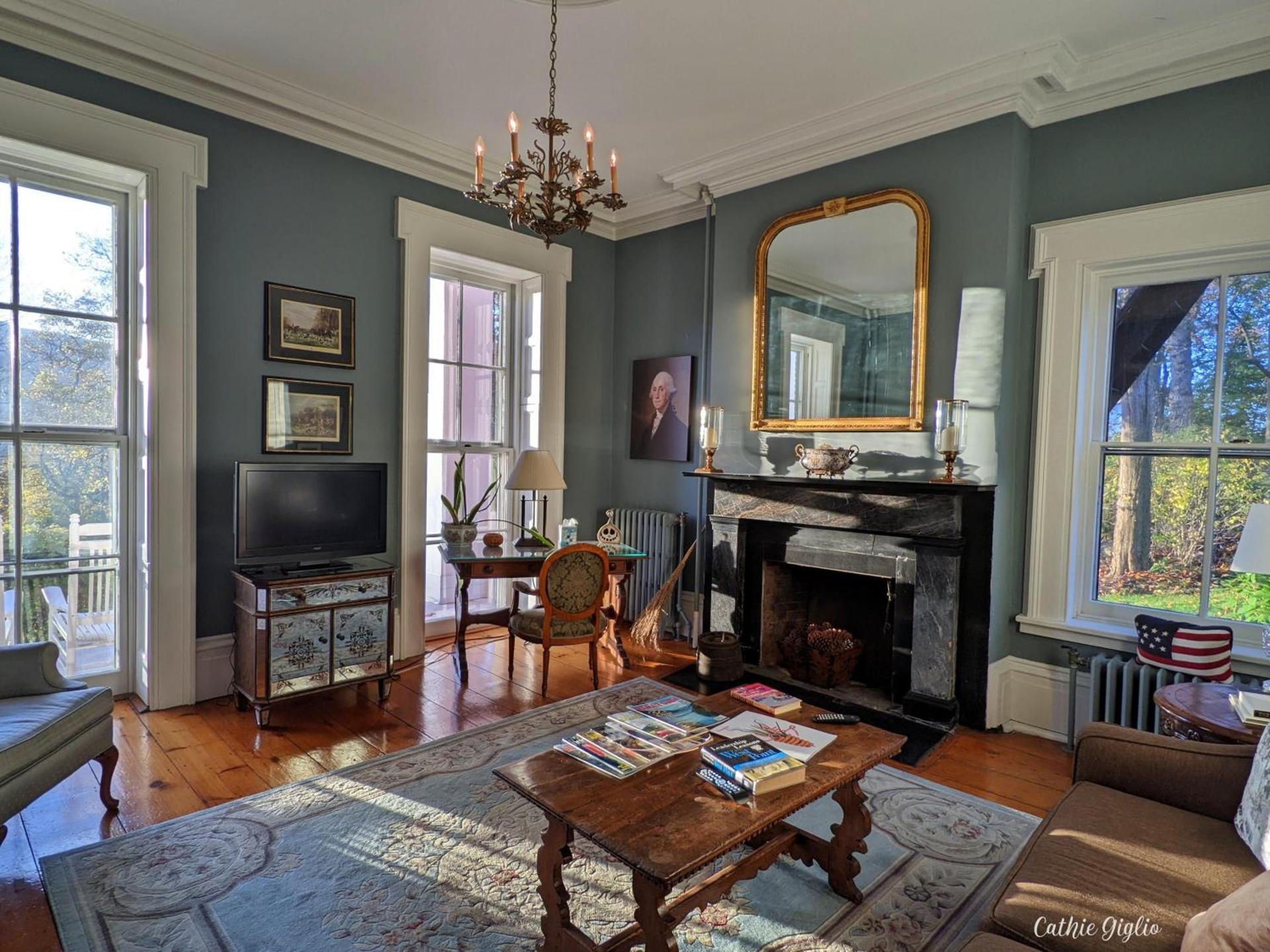 Cromwell Manor Inn photo 16