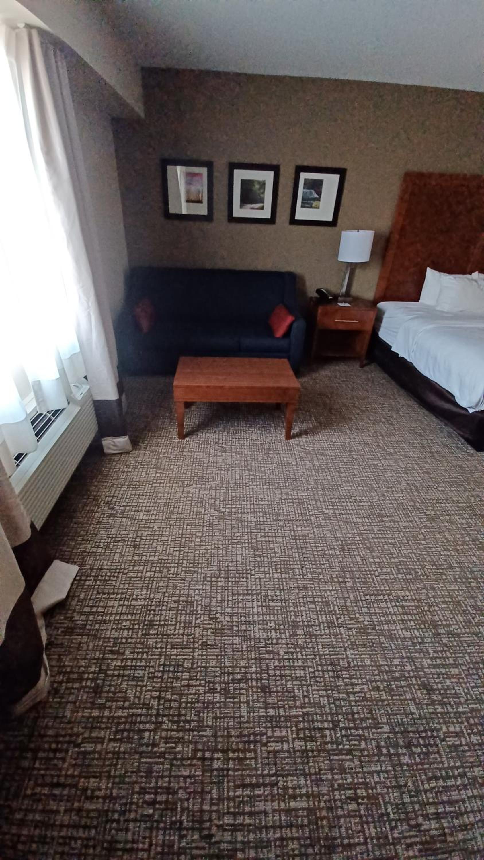 Wingate by Wyndham Pittsburgh New Stanton photo 26