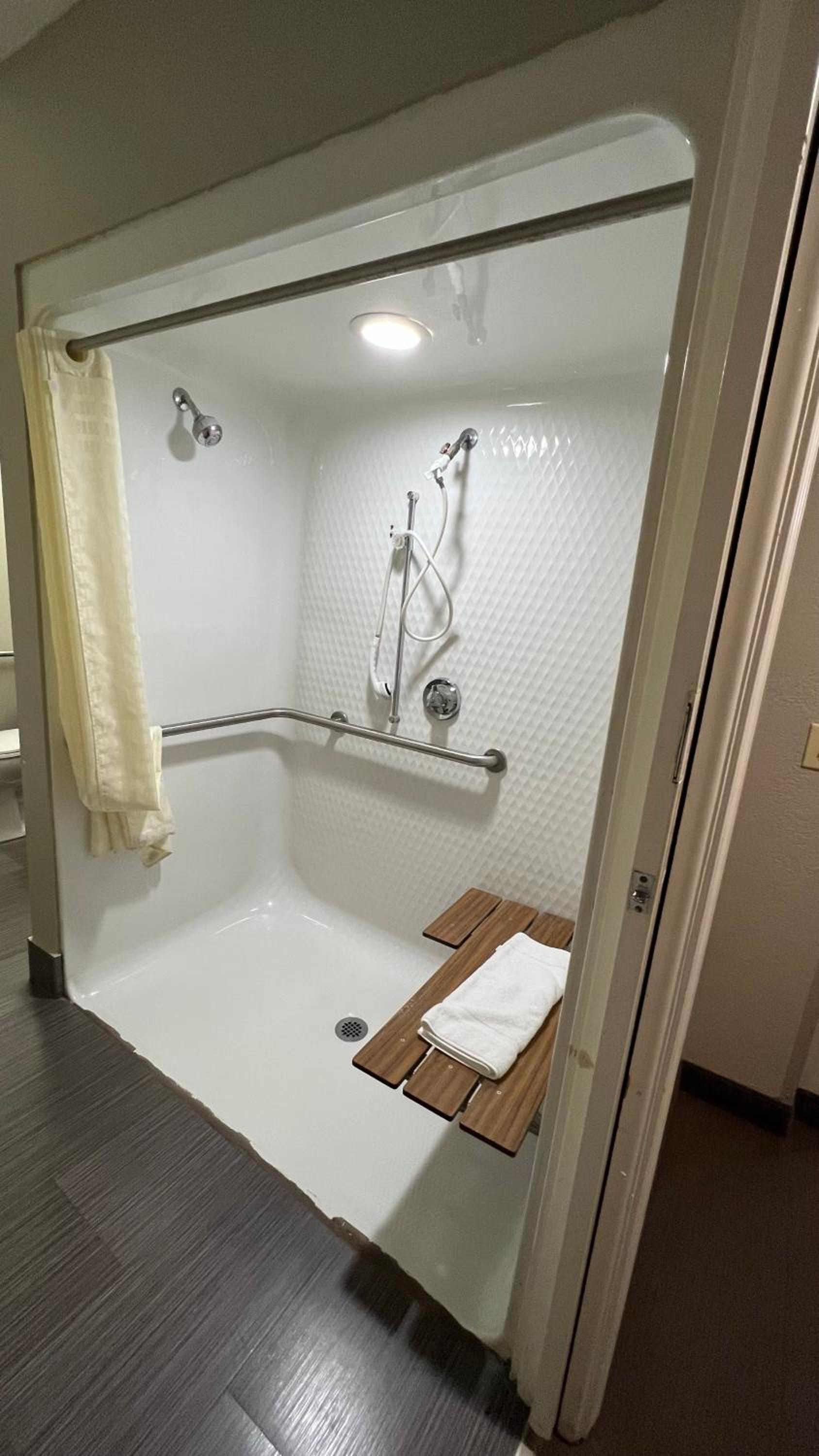 America's Best Value Inn and Suites - Jackson photo 24