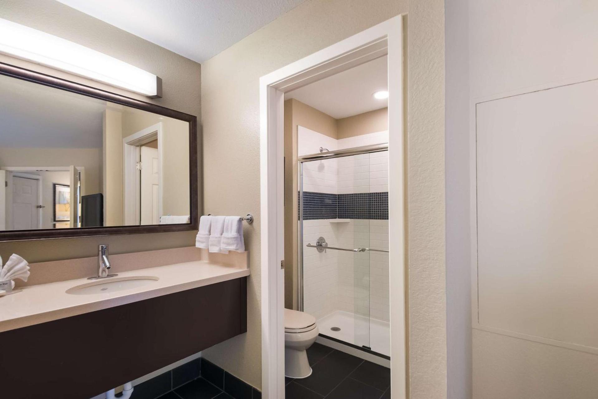 Sonesta ES Suites Dulles Airport photo 26
