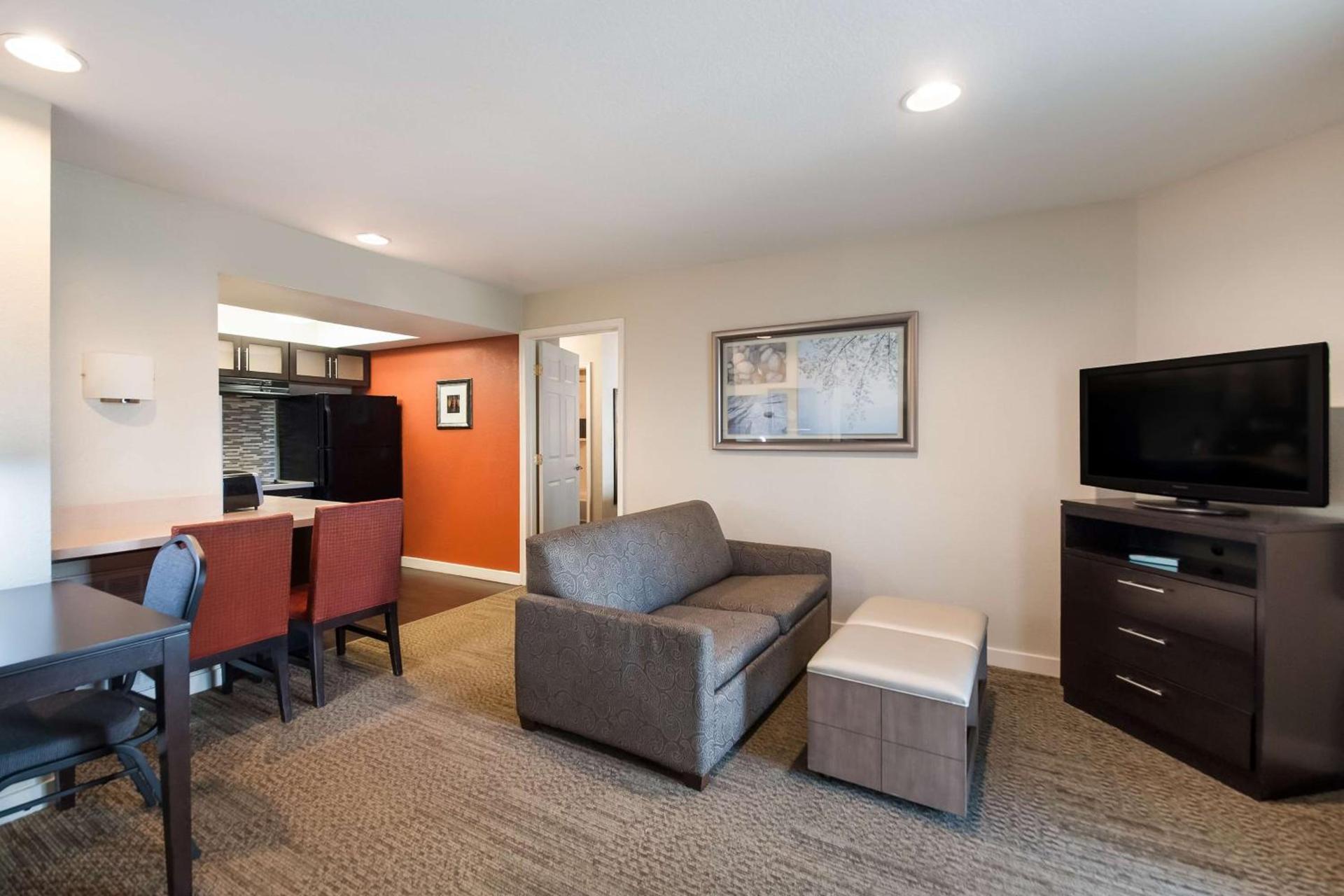 Sonesta ES Suites Dulles Airport photo 24