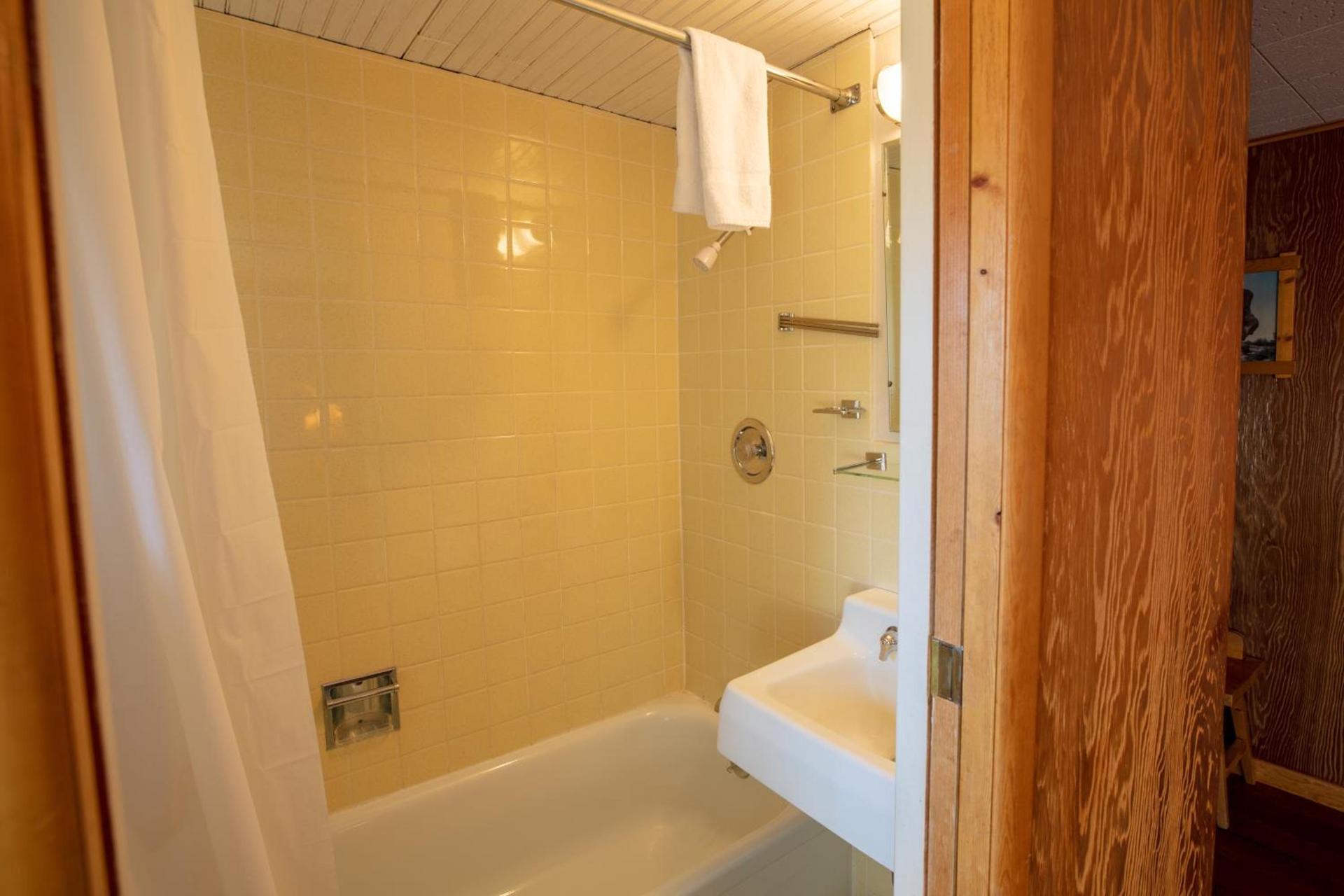 The Meeker Park Lodge photo 69