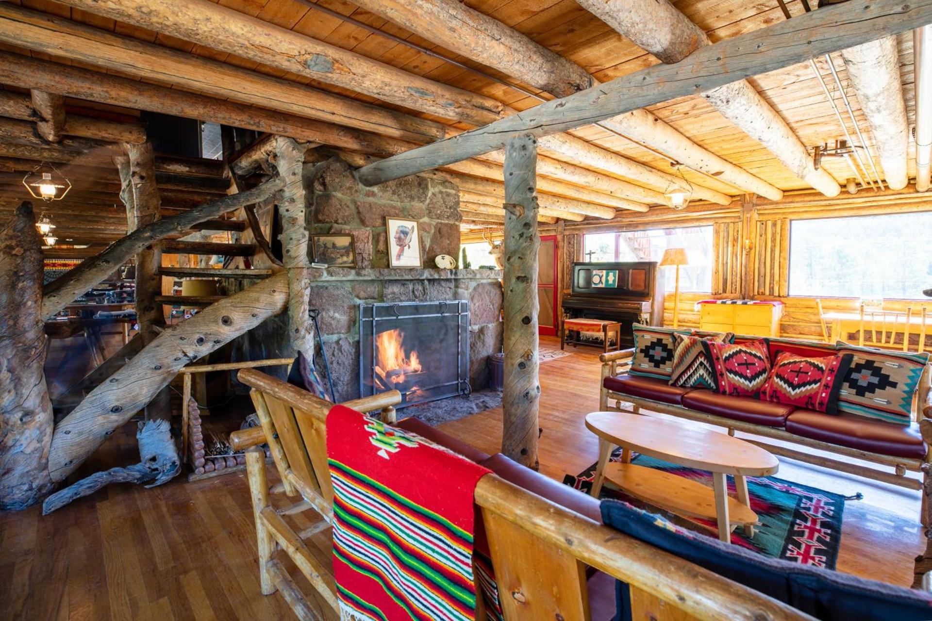 The Meeker Park Lodge photo 4