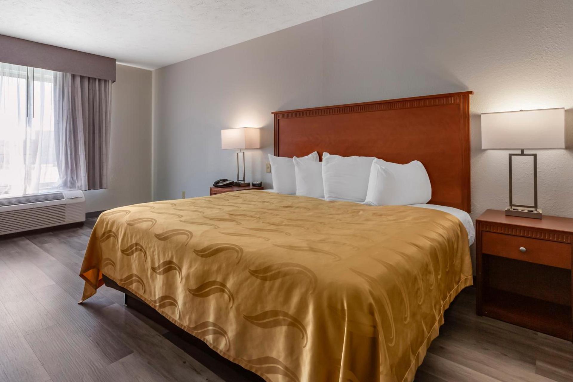 Quality Inn Fayetteville near Fort Bragg photo 11