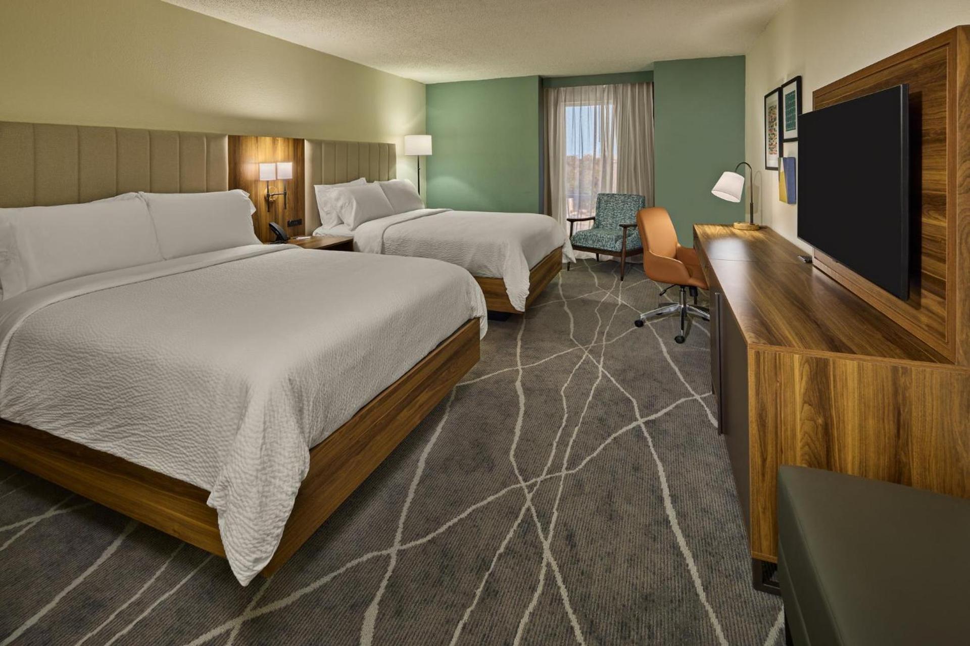 Holiday Inn Express & Suites Charleston DWTN - Medical CTR by IHG photo 56