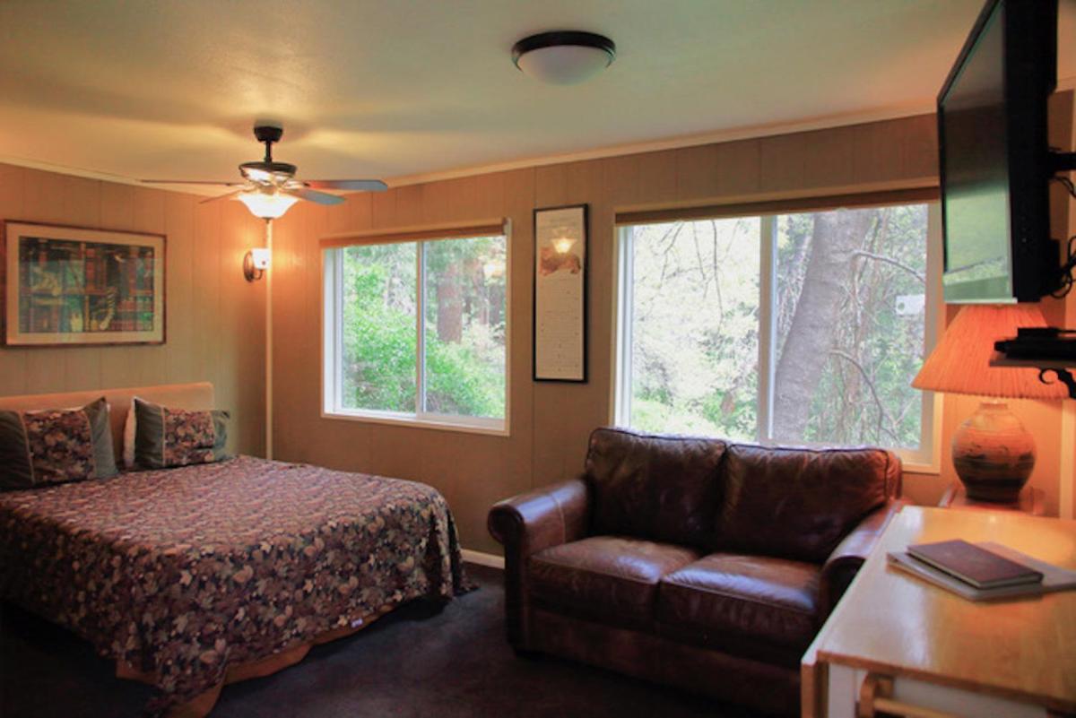 Silver Pines Lodge photo 62