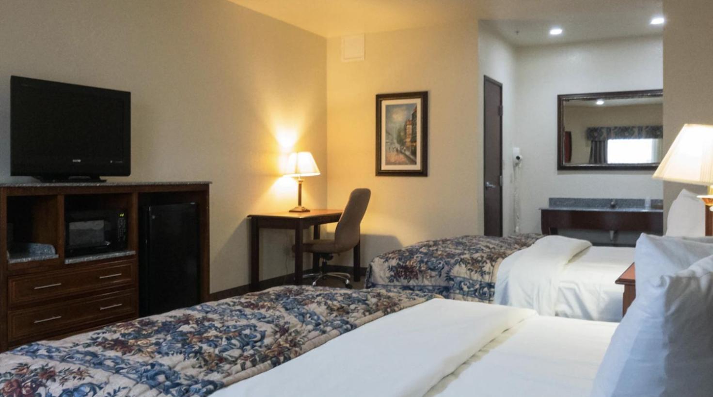 HiWay Inn Express photo 3