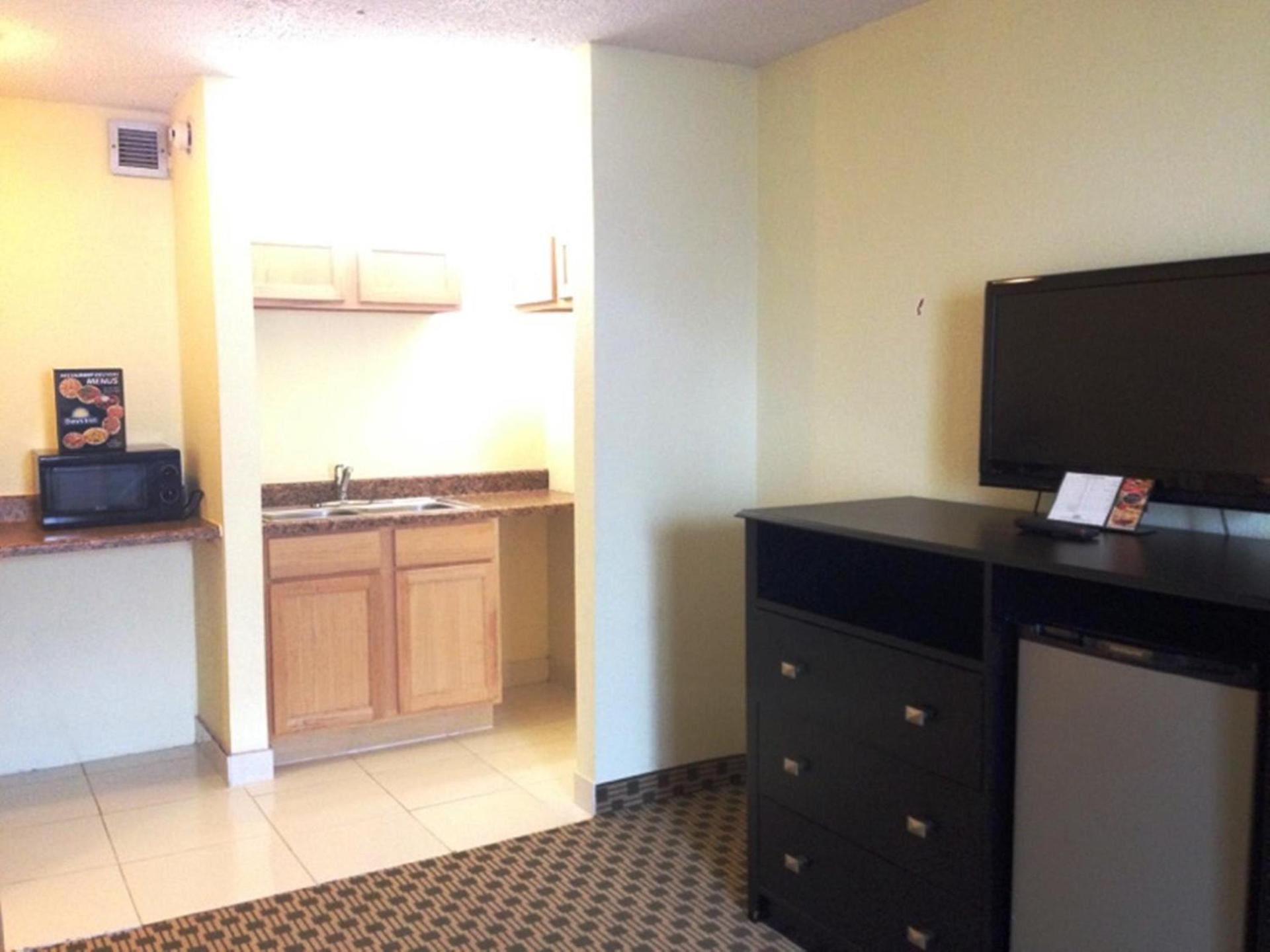 SureStay by Best Western Irving Grapevine DFW North photo 12
