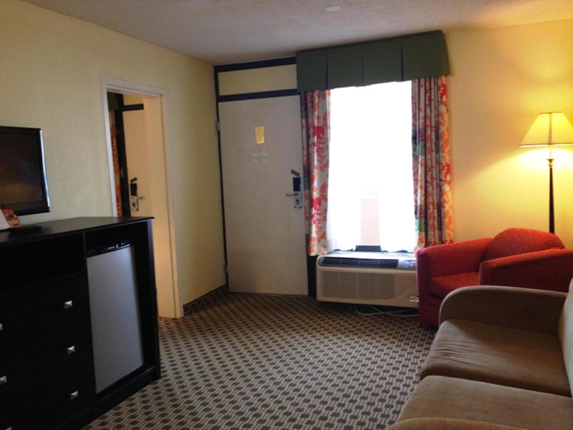 SureStay by Best Western Irving Grapevine DFW North photo 13