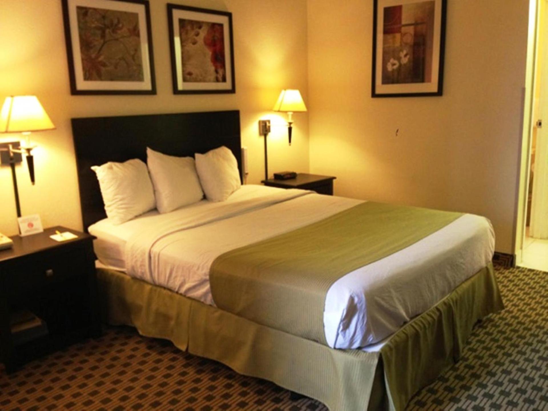 SureStay by Best Western Irving Grapevine DFW North photo 15