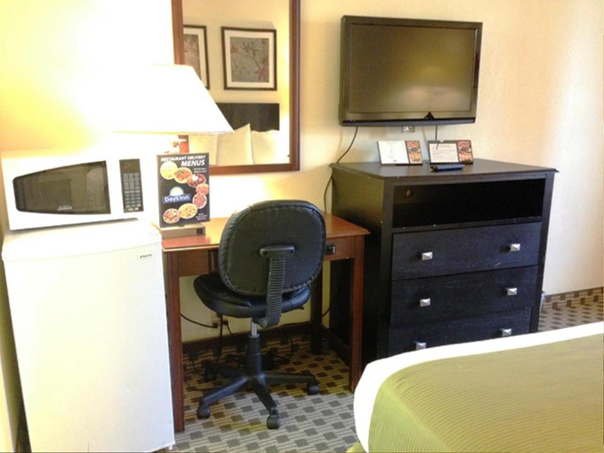 SureStay by Best Western Irving Grapevine DFW North photo 11