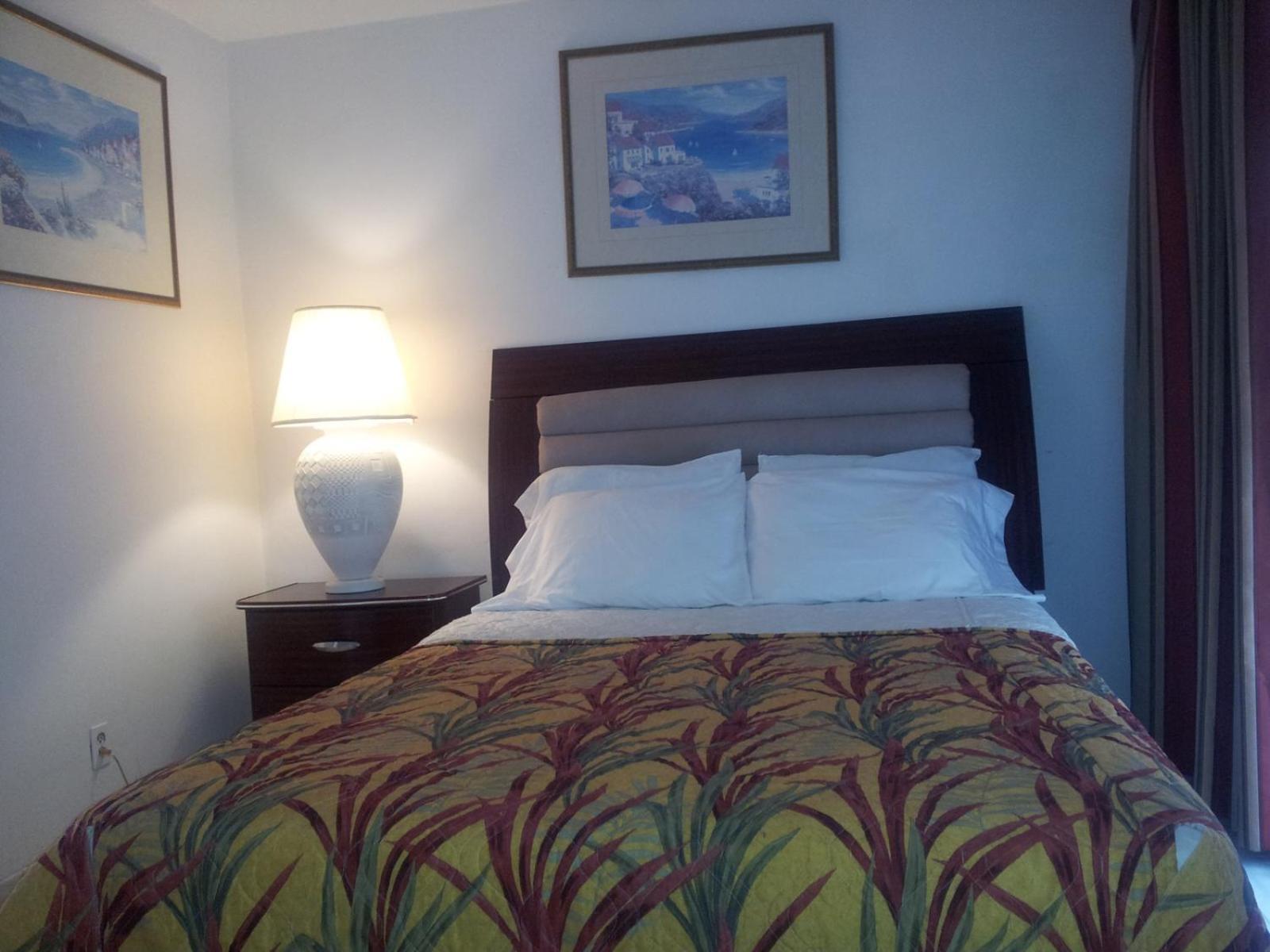 Shores Terrace photo 21