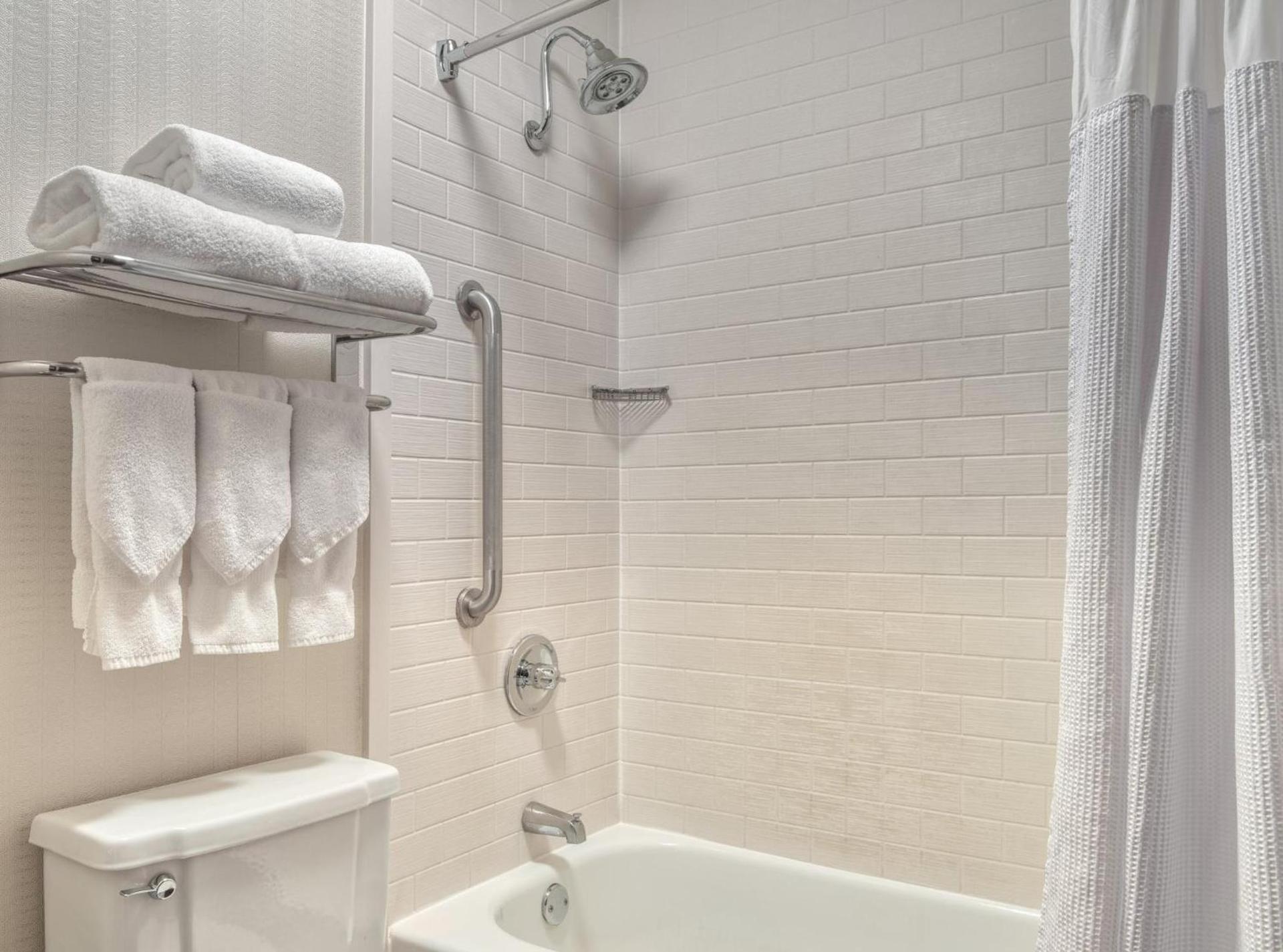 Crowne Plaza Indianapolis-Dwtn-Union Stn by IHG photo 61